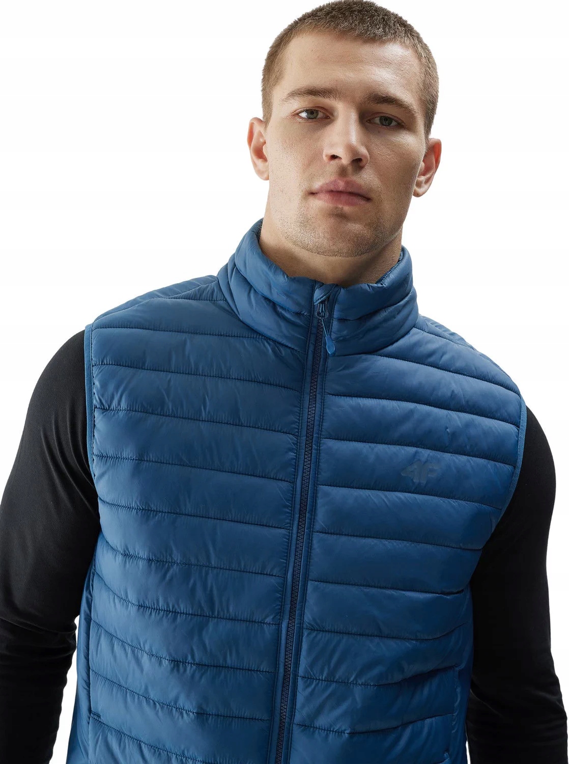 KAMIZELKA MĘSKA PUCHOWA CIEPŁA SPORTOWA BEZRĘKAWNIK 4F Liczba kieszeni 2