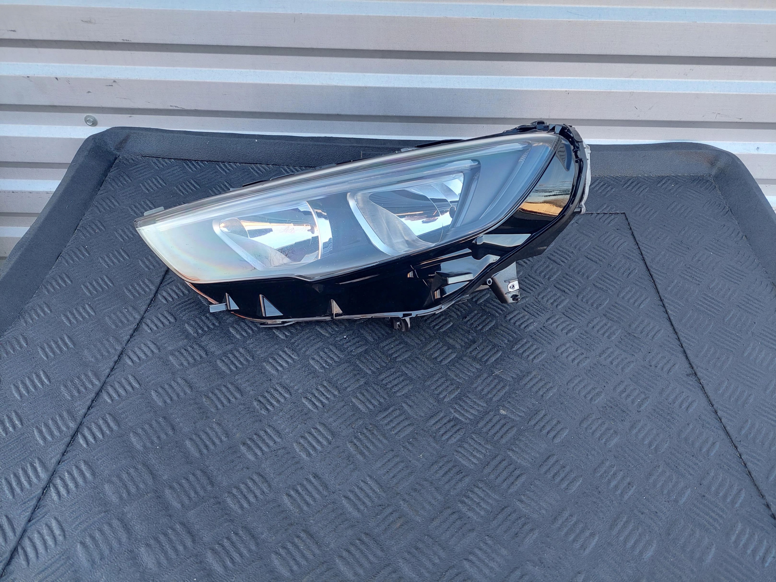 light front left front left LED complete 39195643 UK OPEL INSIGNIA B