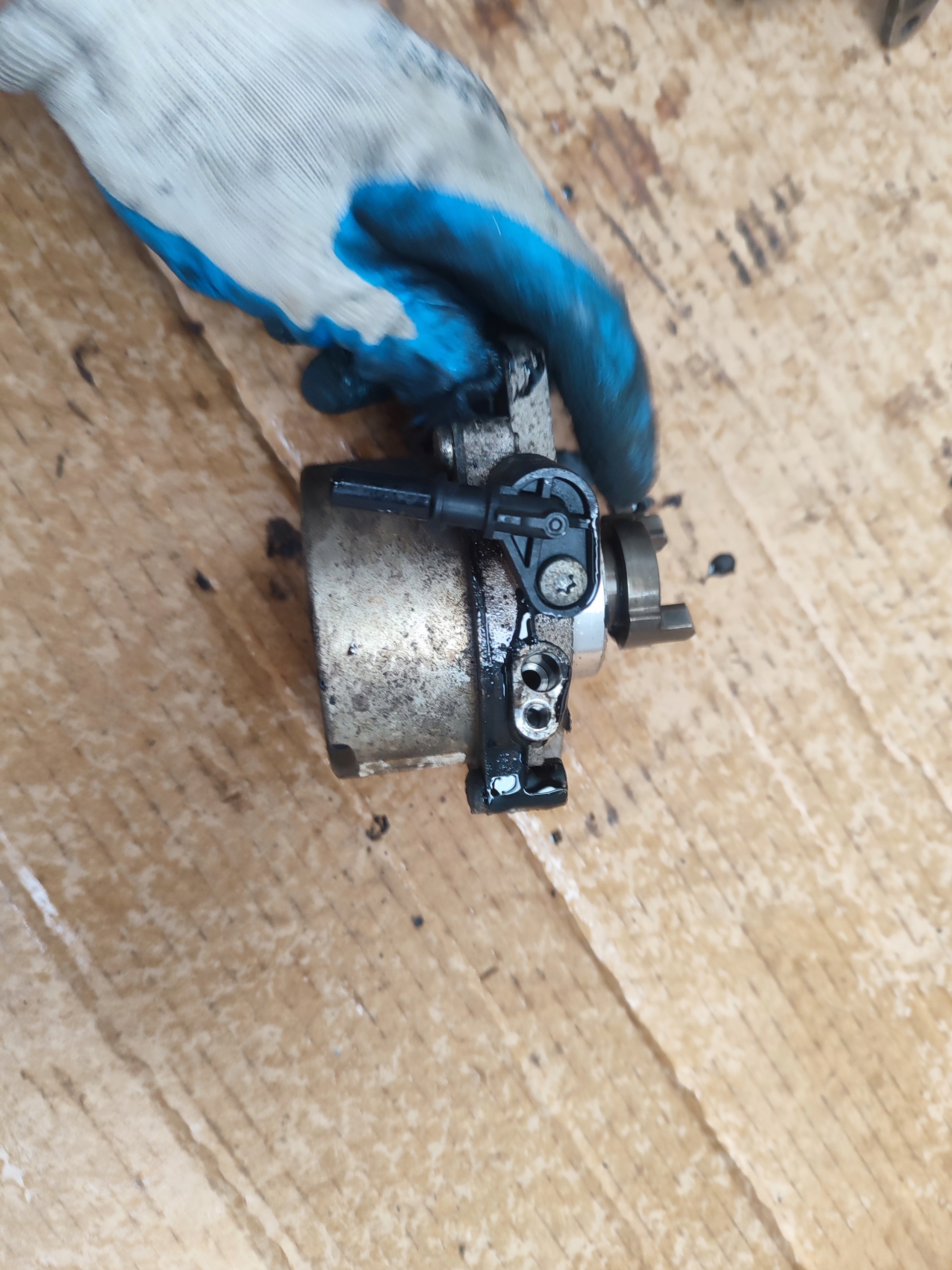 Pompe VACUM à vide OPEL COMBO D 1.3 90KM 55268636