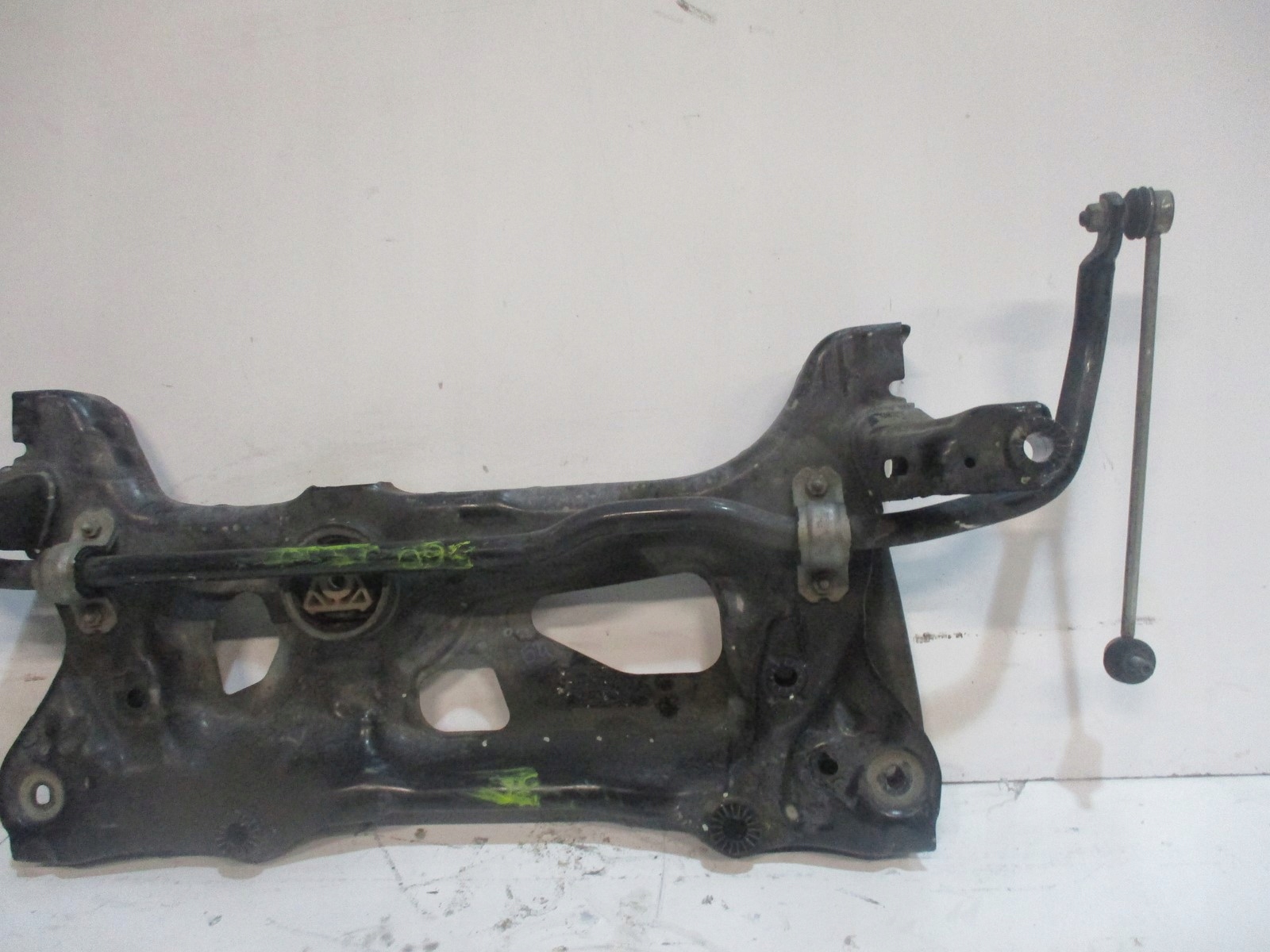 axle beam subframe axle beam VW TIGUAN 5NA