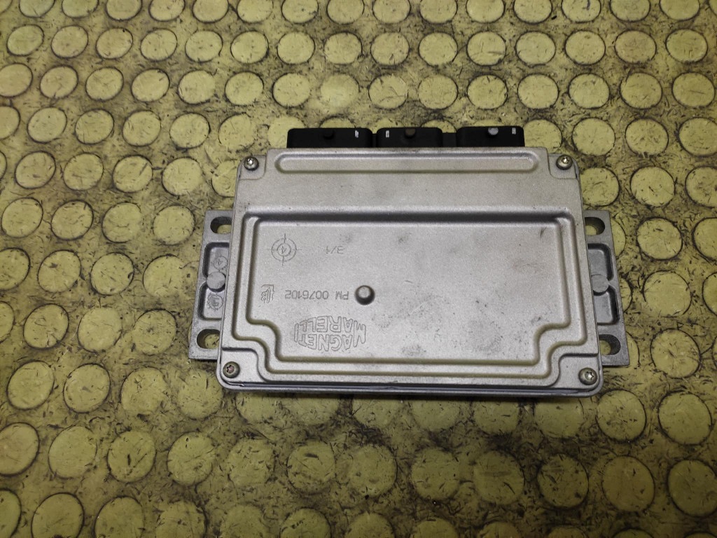 CITROEN C5 control unit of the engine 9658845480