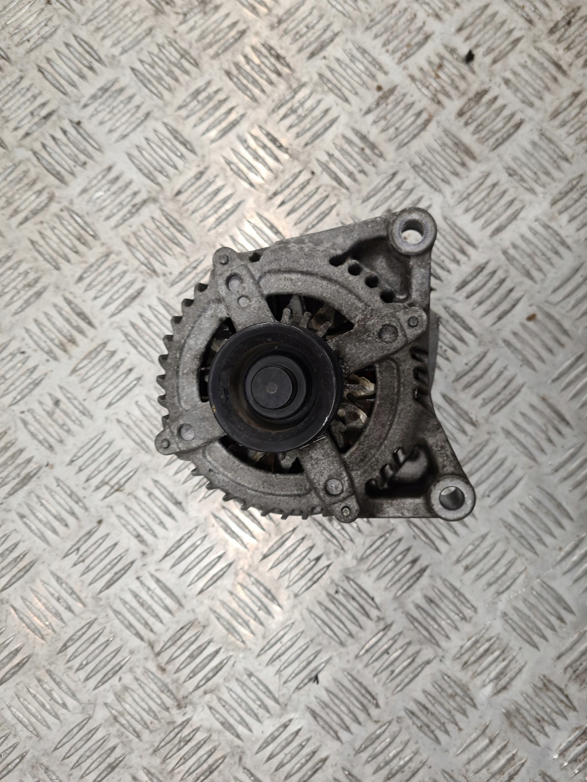 BMW X1 F48 alternator 7640131