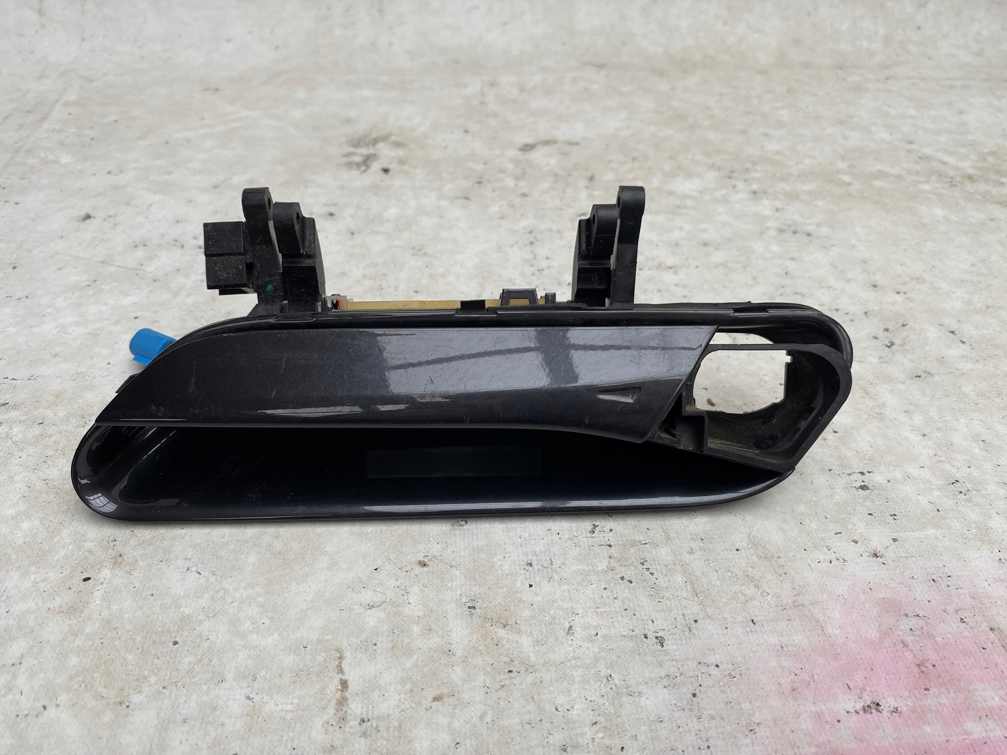 VW ID.5 ID.4 handle door left front exterior 11B837205AJ