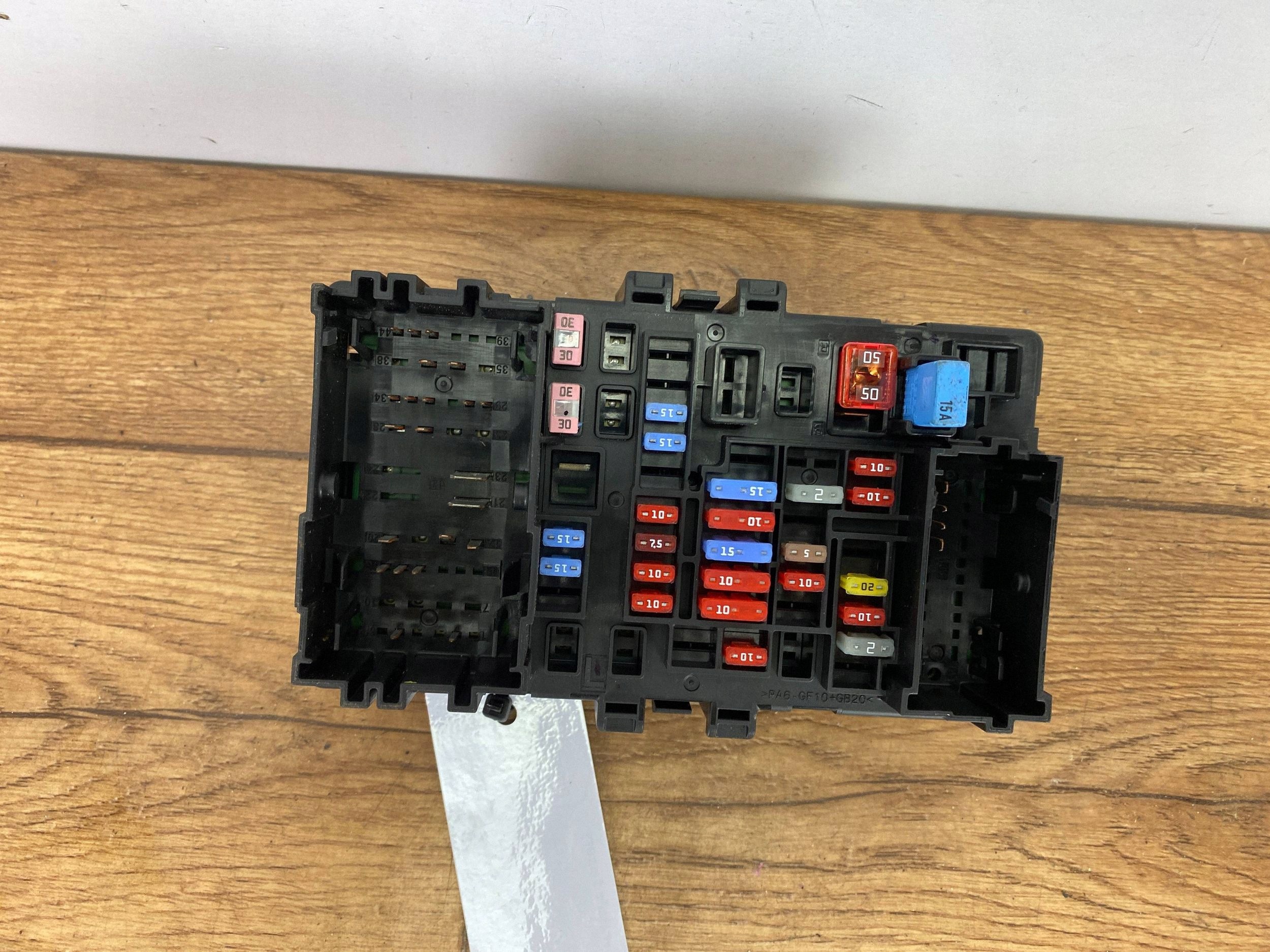 Module fusibles Complète Cadillac Escalade IV 2015+