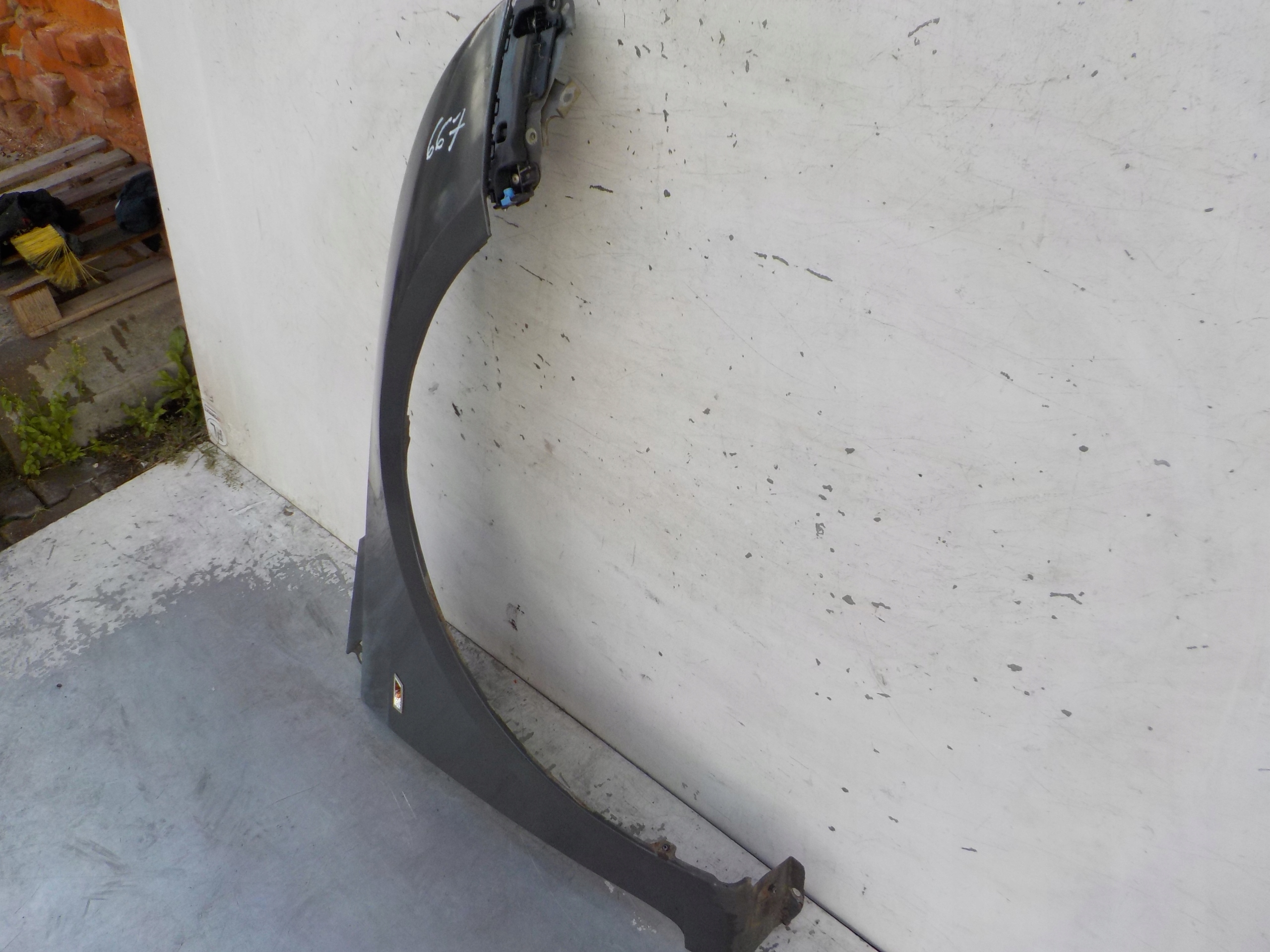 667 CHEVROLET CRUZE fender right front front