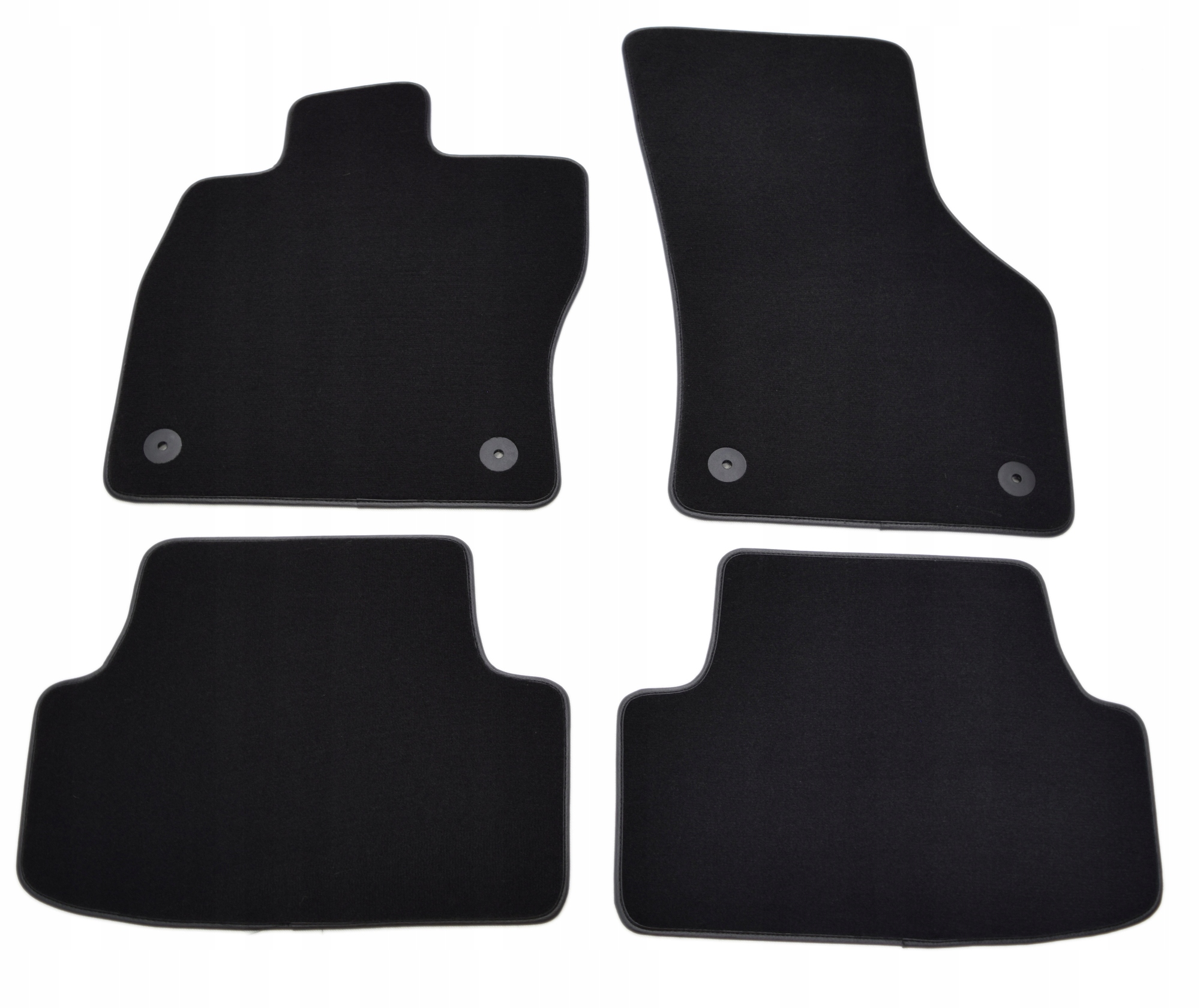 Seat Leon III 2013-2020 černá velurová koberečky Gold Plus