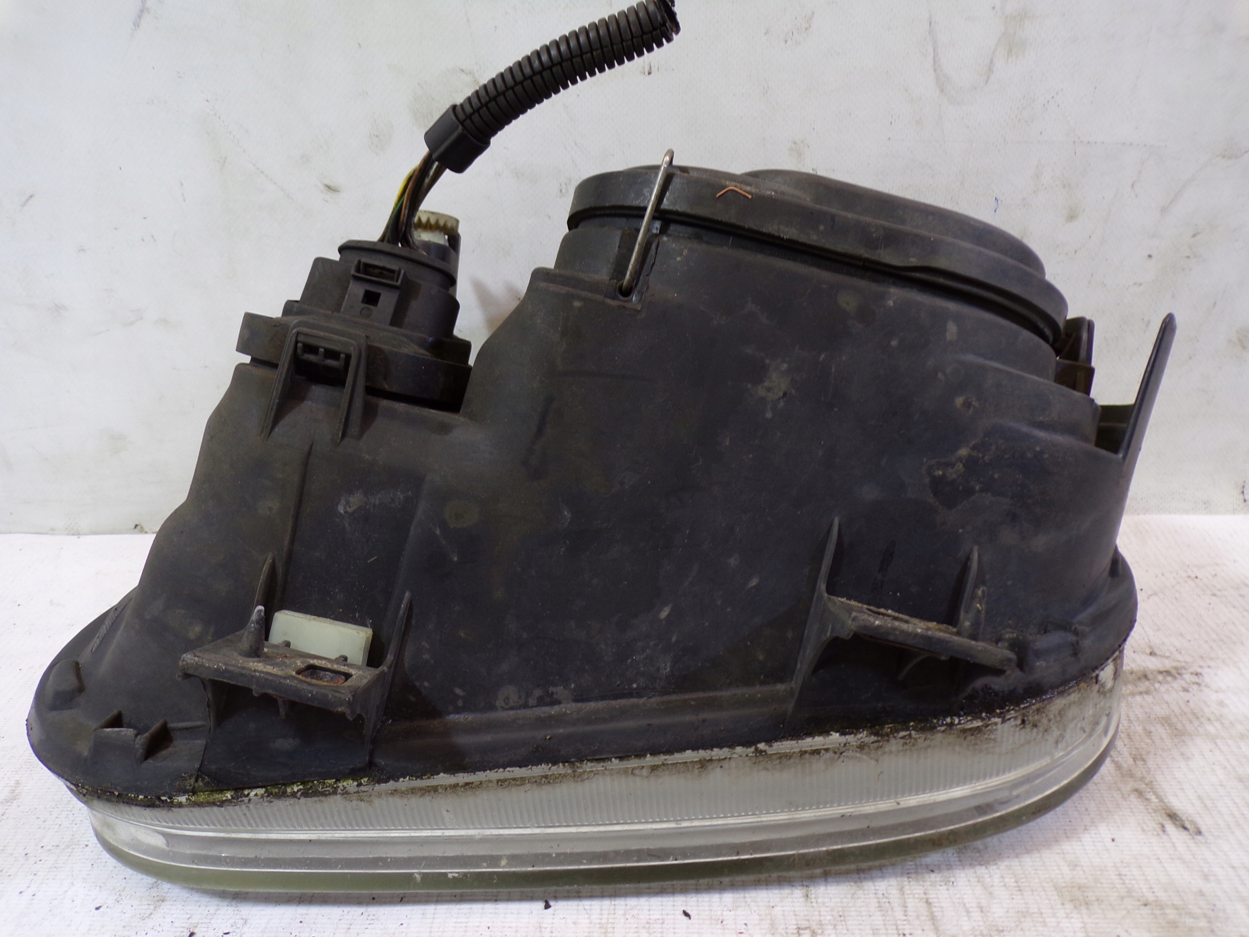 light front front right VOLKSWAGEN GOLF 4 IV fog light (8) (K1)