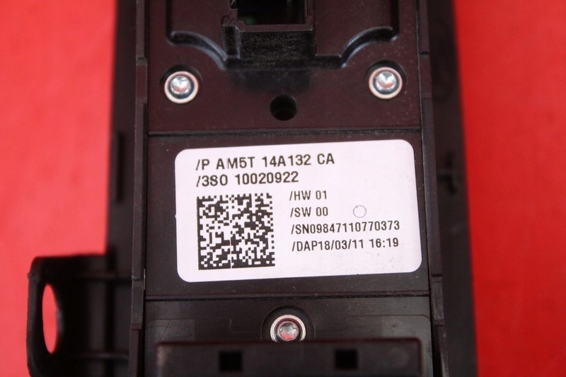 control panel of the window EU AM5T-14A132-CA FORD FOCUS MK3 11-15