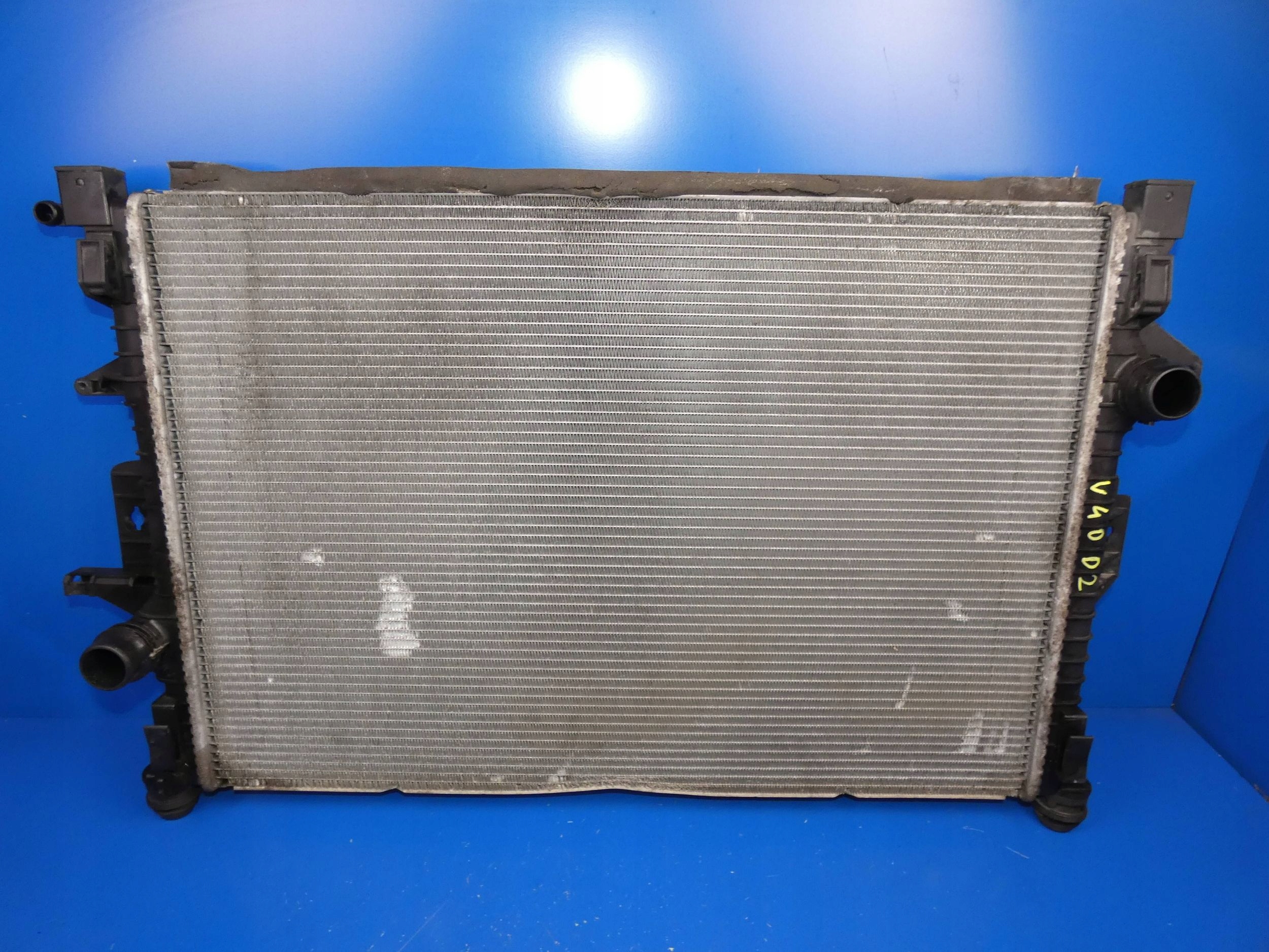 VOLVO V40 II 1.6 D2 water cooler MANUAL