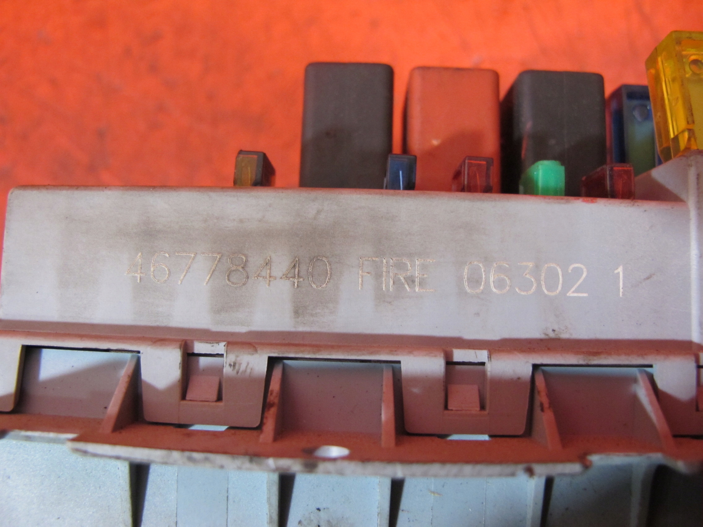 FIAT PUNTO II 2 MODULE FUSIBLES MODULE BSI