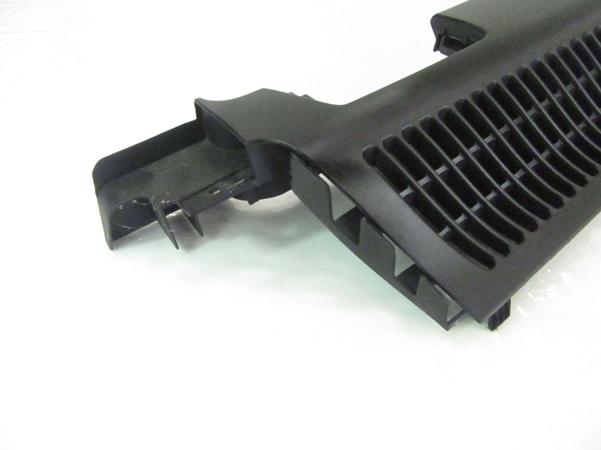 bracket holder rolety boot left rear part BMW e53 X5