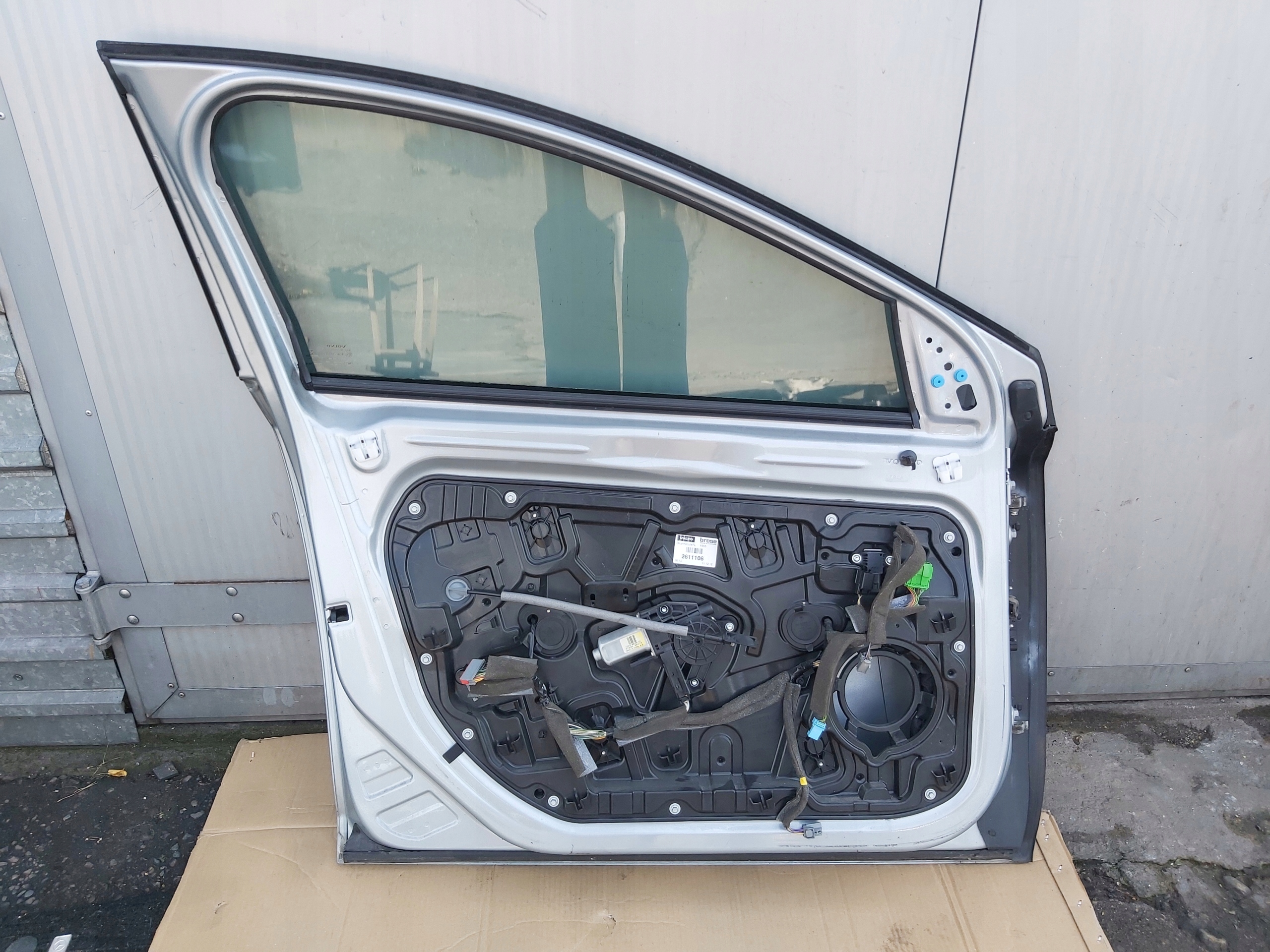 door left front front 477-46 VOLVO V40 II 2012-19r BDB!