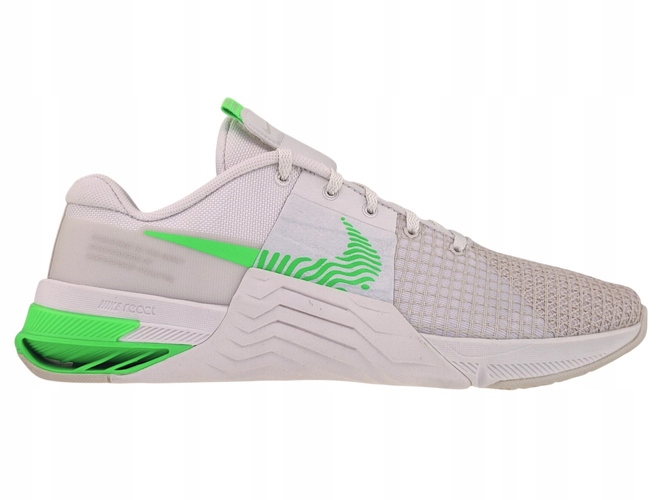 Nike Metcon 8 DO9328-006 Phantom/Green Strike Velikost 46