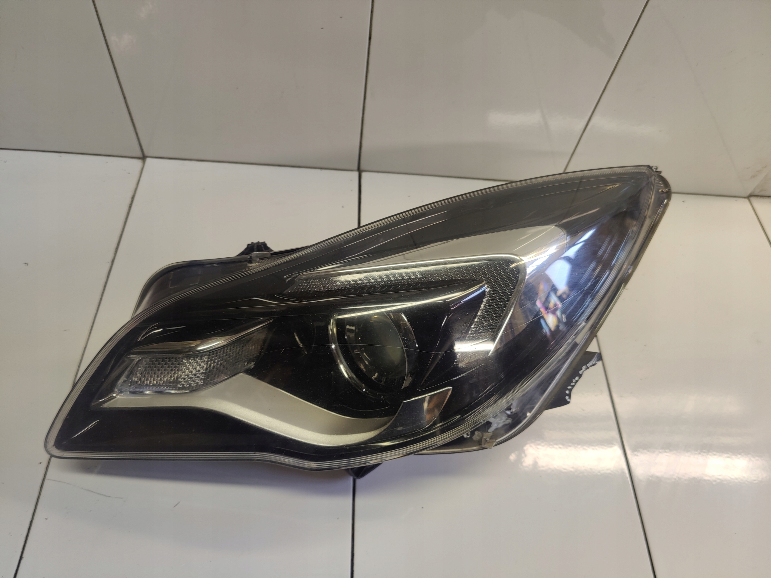 OPEL INSIGNIA LIFT light left front UK 39031209LH