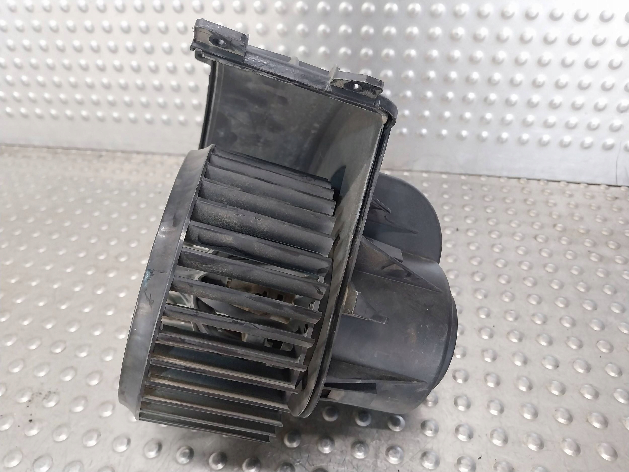 DMUCHAWA Lüfter des lüfters 7E1819021A VW TRANSPORTER T5