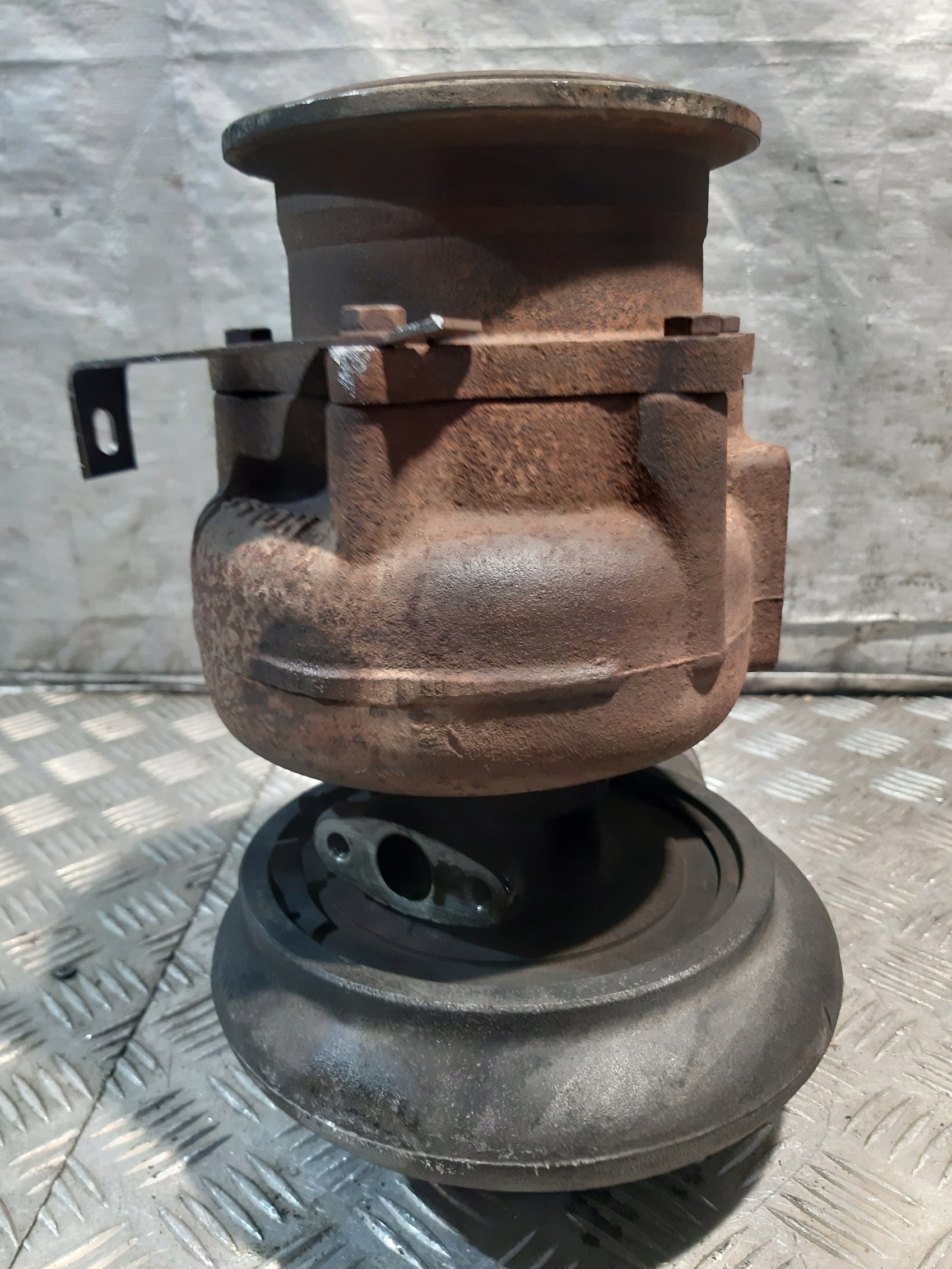 TURBINA turbo DAF HOLSET HX40 4042160