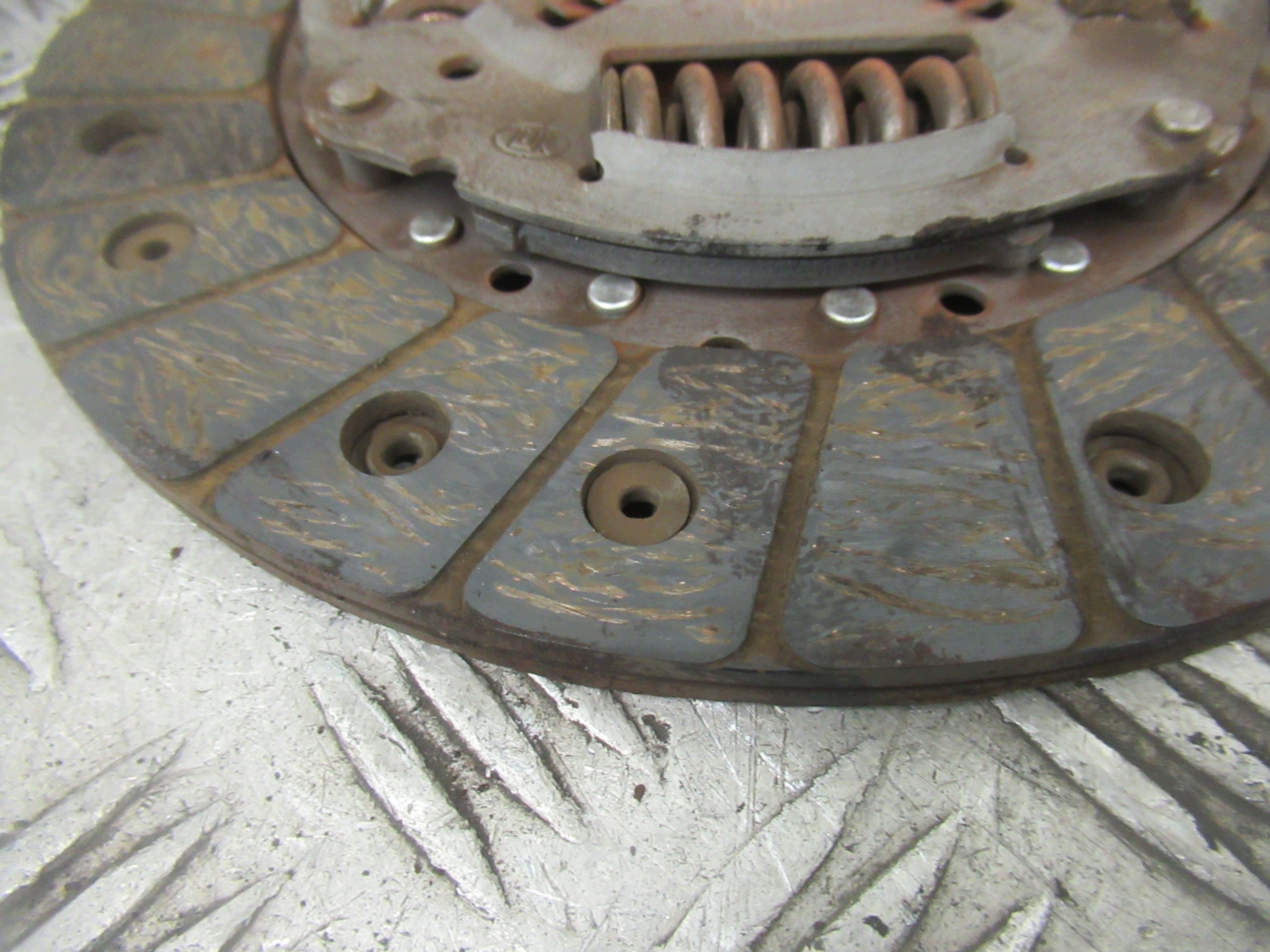 Disque de pression Embrayage VOLKSWAGEN T4 1.9 TD