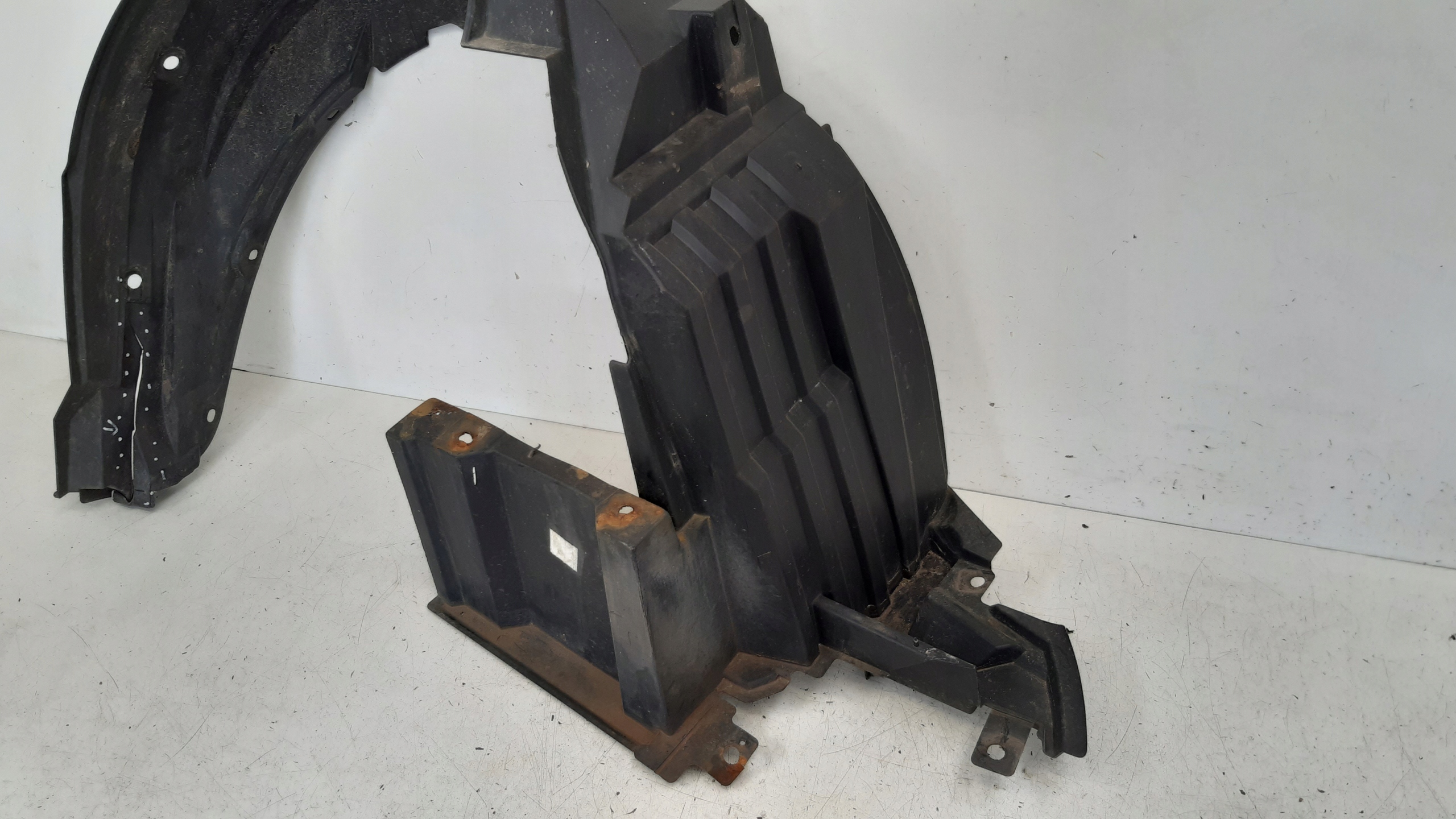 mudguard left front 538760H020 Citroen C1