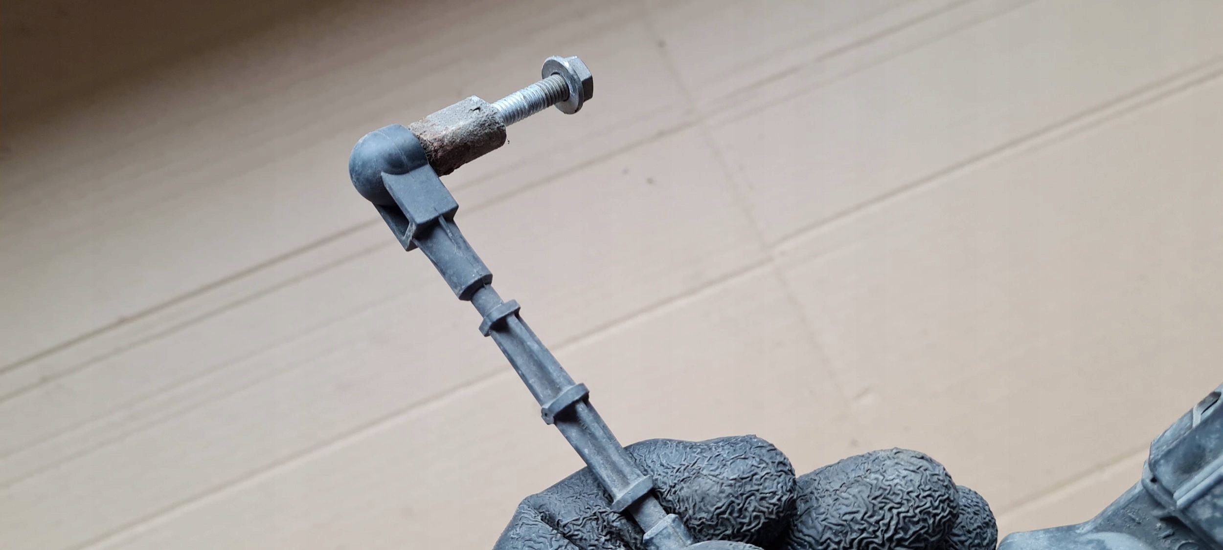 A4 B9 8W Sensor POZIOMOWANIA links heck lichte 4M0907503 A5 8W