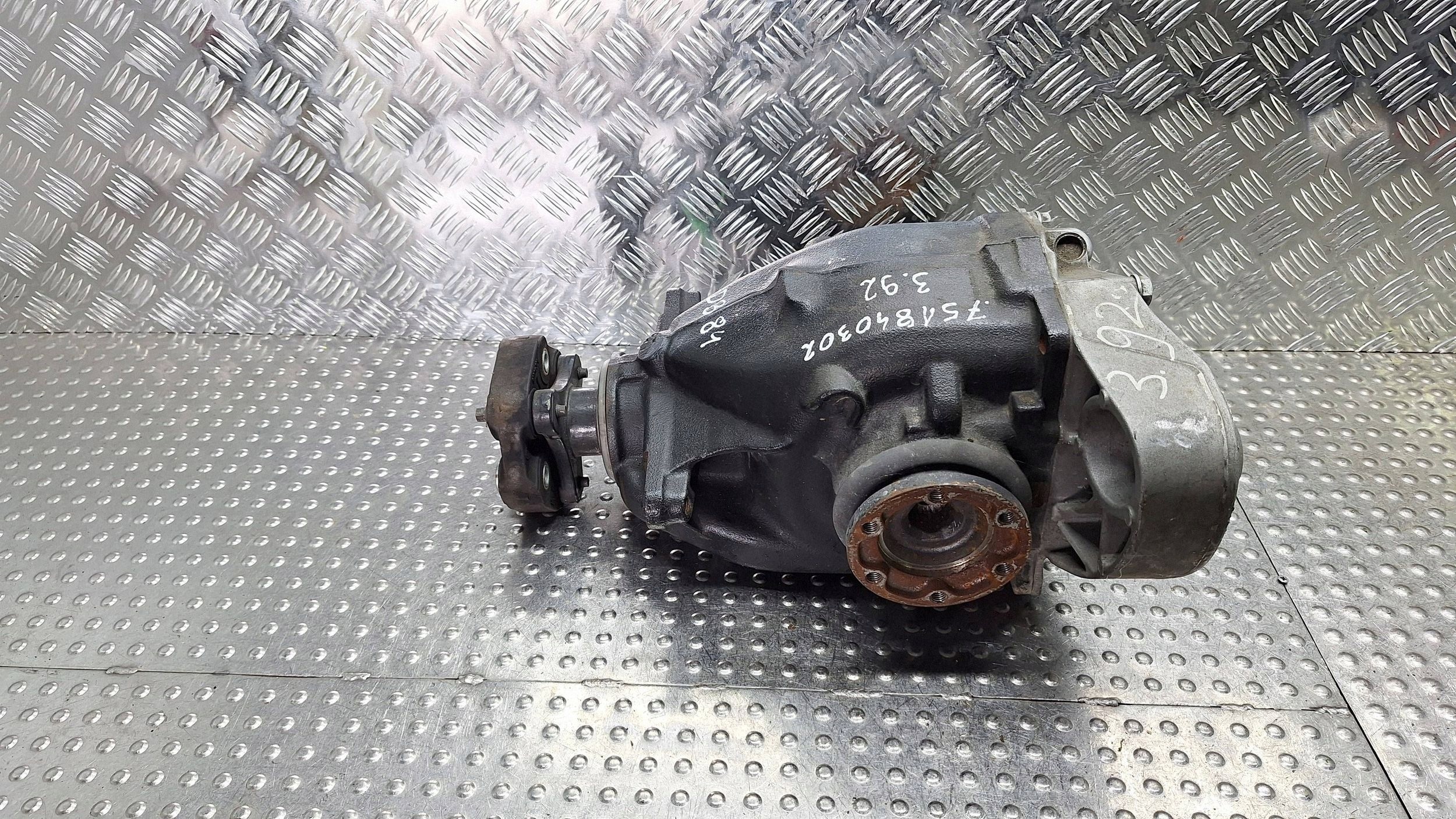 differential diff rear part 2.47 7524305 BMW 1 E81 E87 3 E90 E91