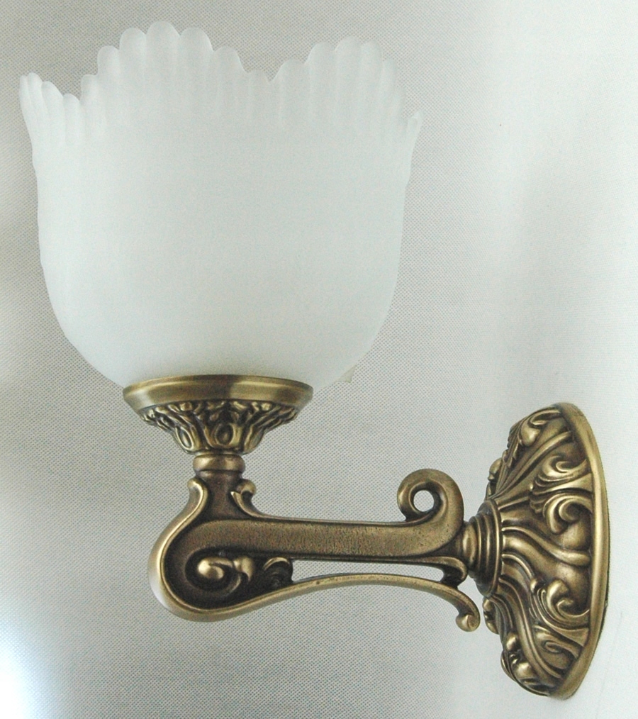 Mosadzné nástenné svietidlo, nástenná lampa z mosadze