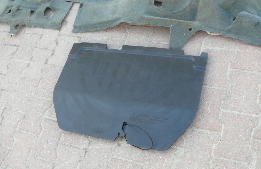 carpet mats below feet NISSAN QUEST III 02-09