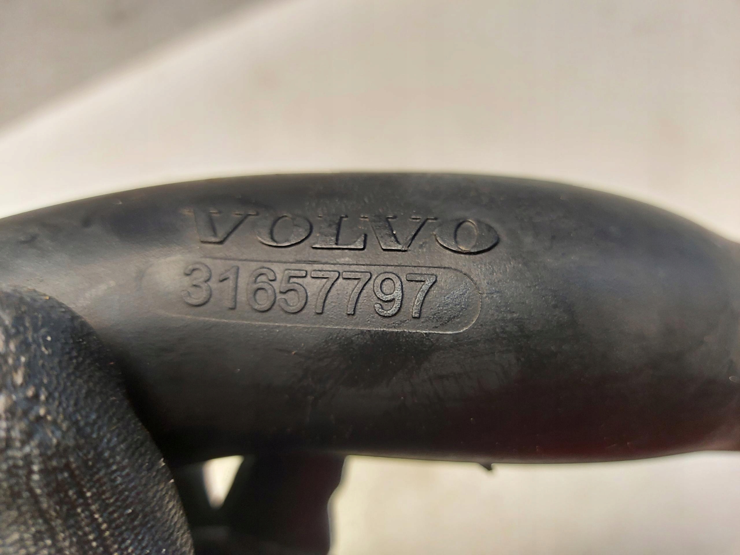 VOLVO S90 D5 Sedan rohr luft DOLOT 31657797