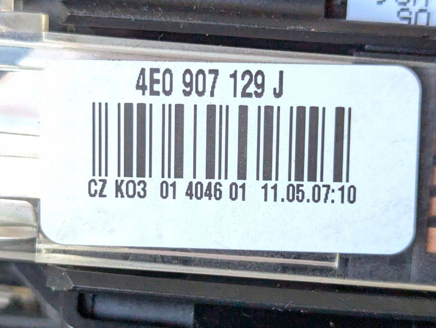 páčky pod volant a ovládání Audi A8 D3 facelift 2007 4E0953549