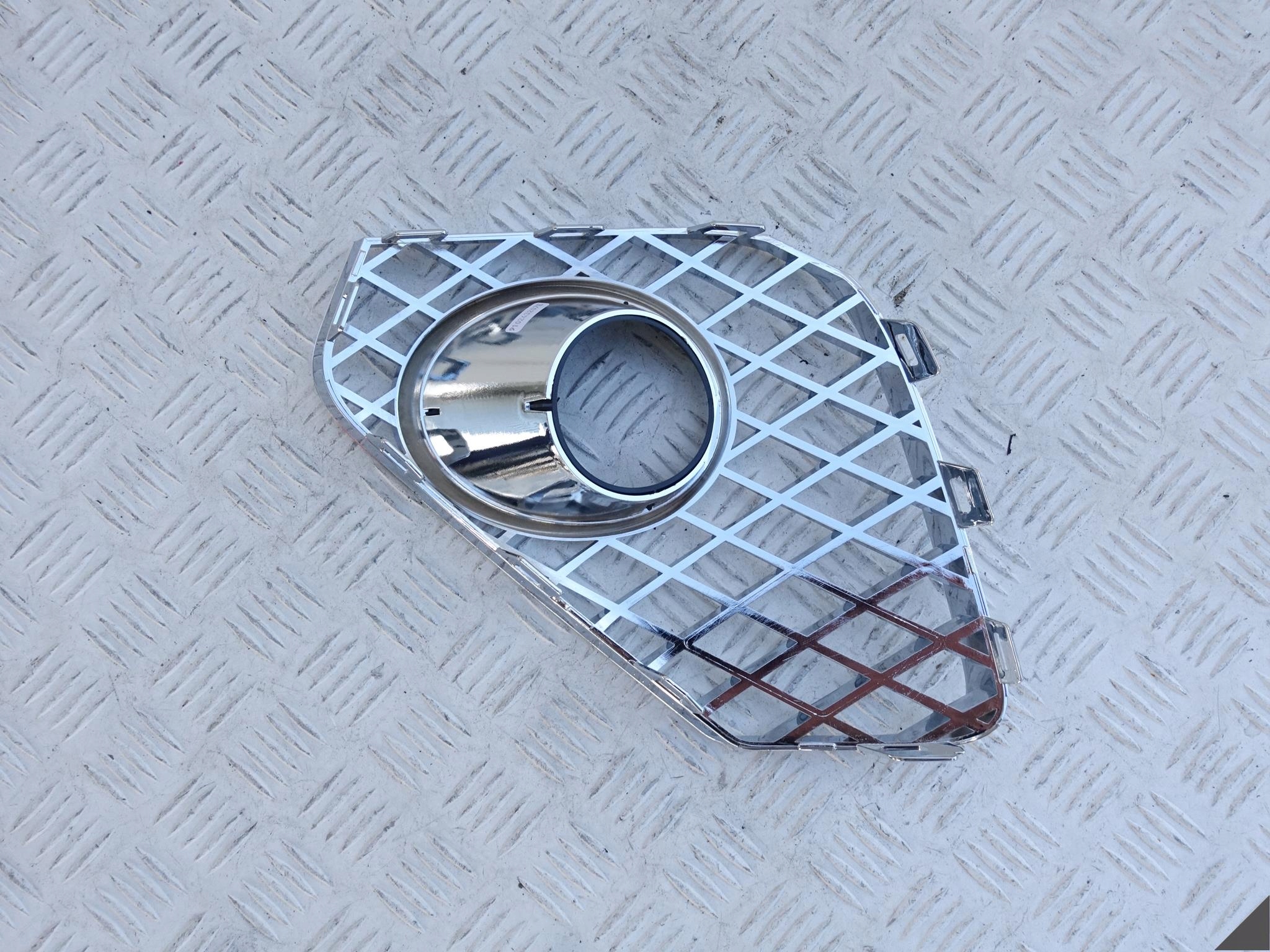 BENTLEY CONTINENTAL GT 3SD 18- GRILLE CHROM DROIT