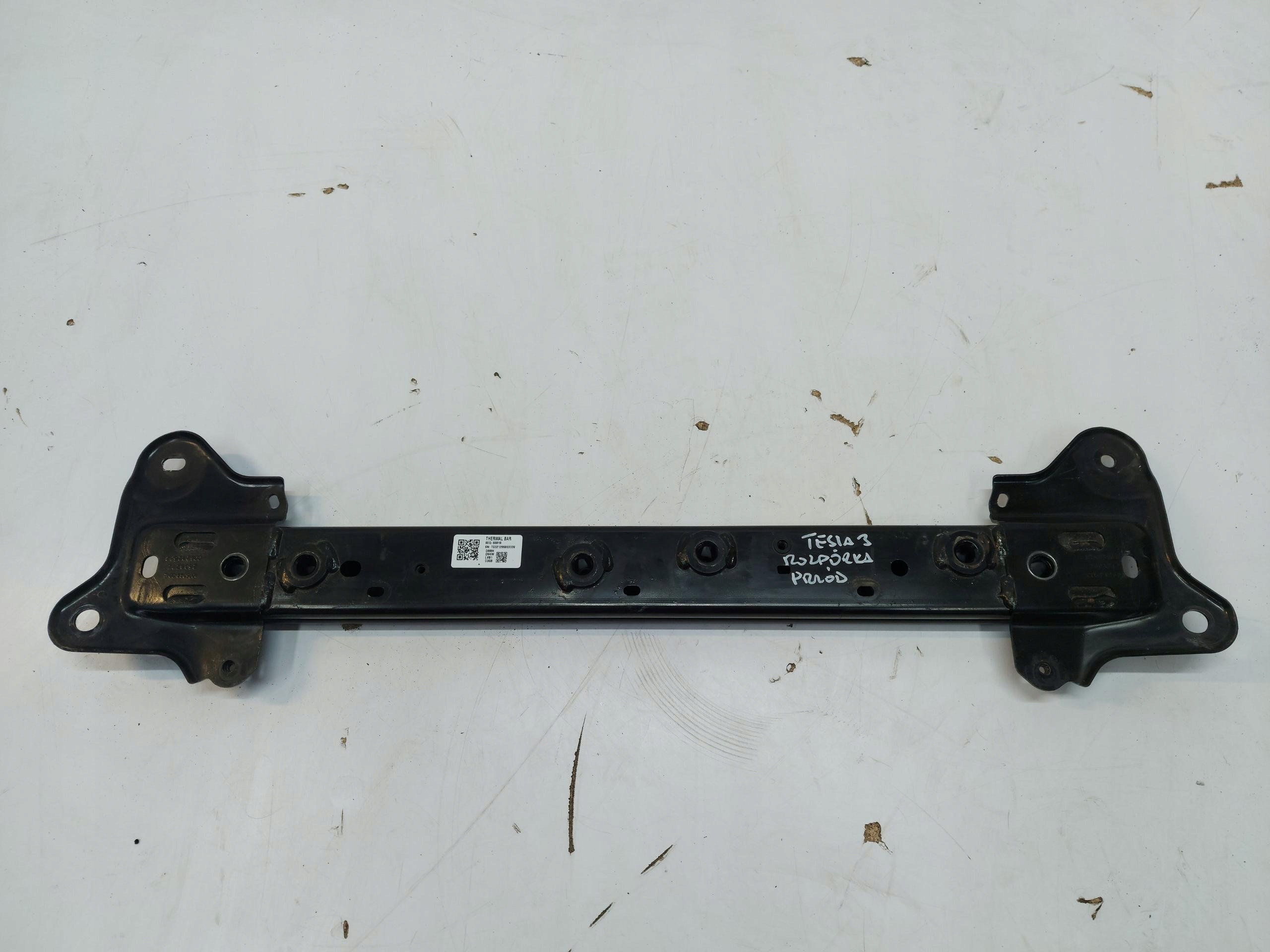 TESLA MODEL 3 brace upper kielichow front oryg 4x4