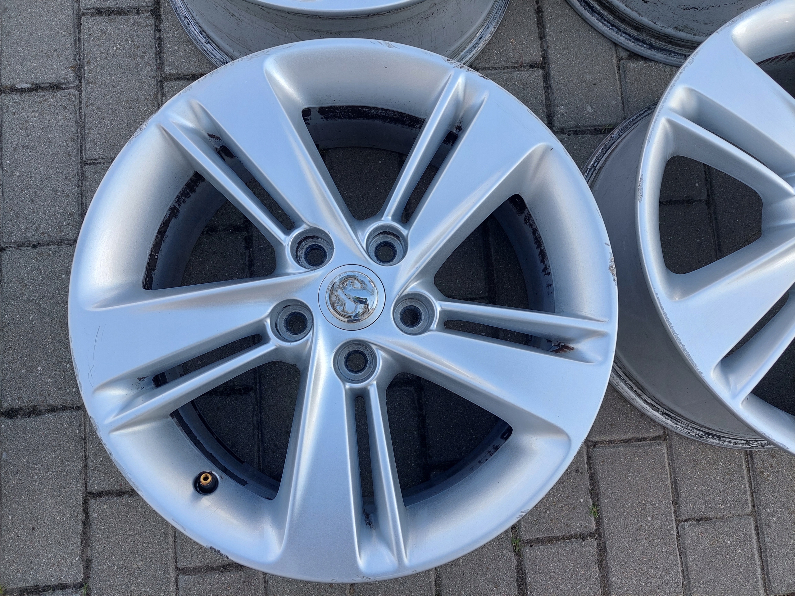 discs aluminium disc R 17 7,5J OPEL INSIGNIA B
