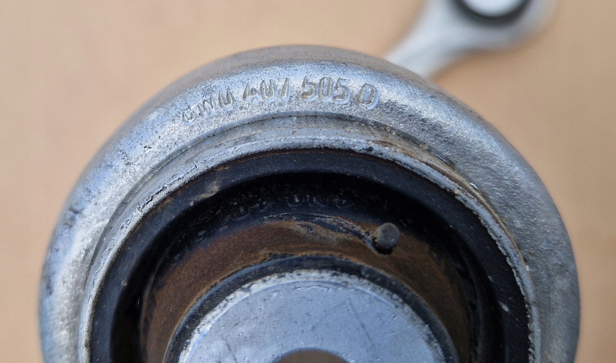 arm front right left 8W0407505D AUDI A4 B9 original IDEAL