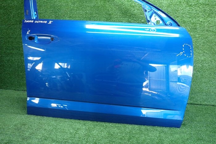 SKODA OCTAVIA III dveře pravé přední předek