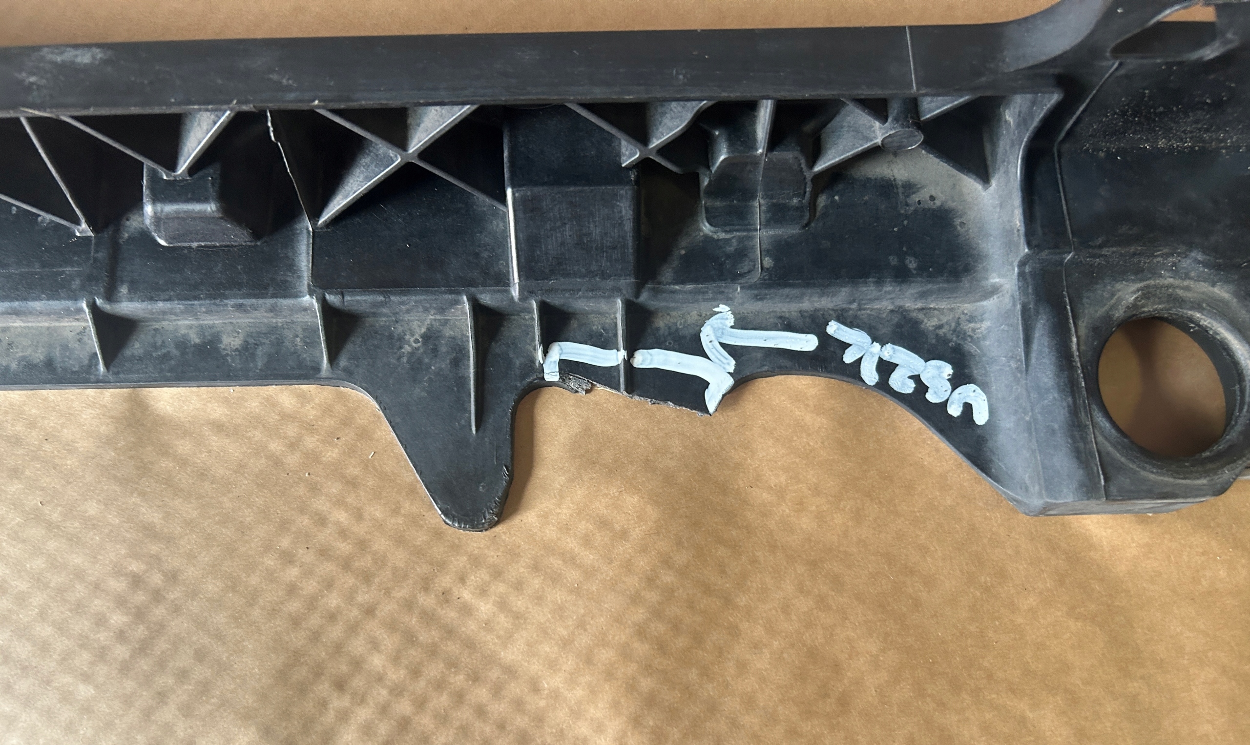 FORD FIESTA MK7 LIFT 2012-2017 pillar iron support panel for radiators original
