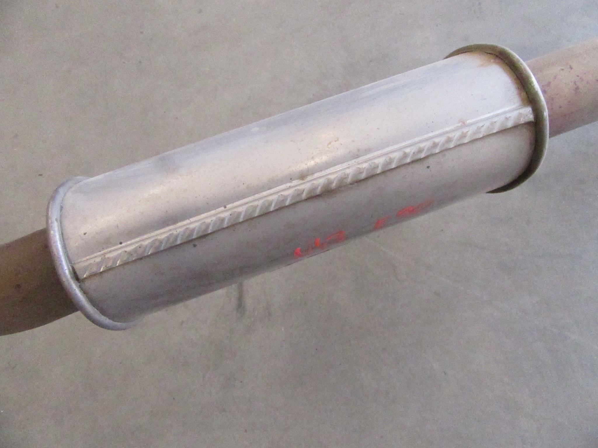Tlumik mitte BMW 3 e90 e91 1.6 1.8 2.0 N43