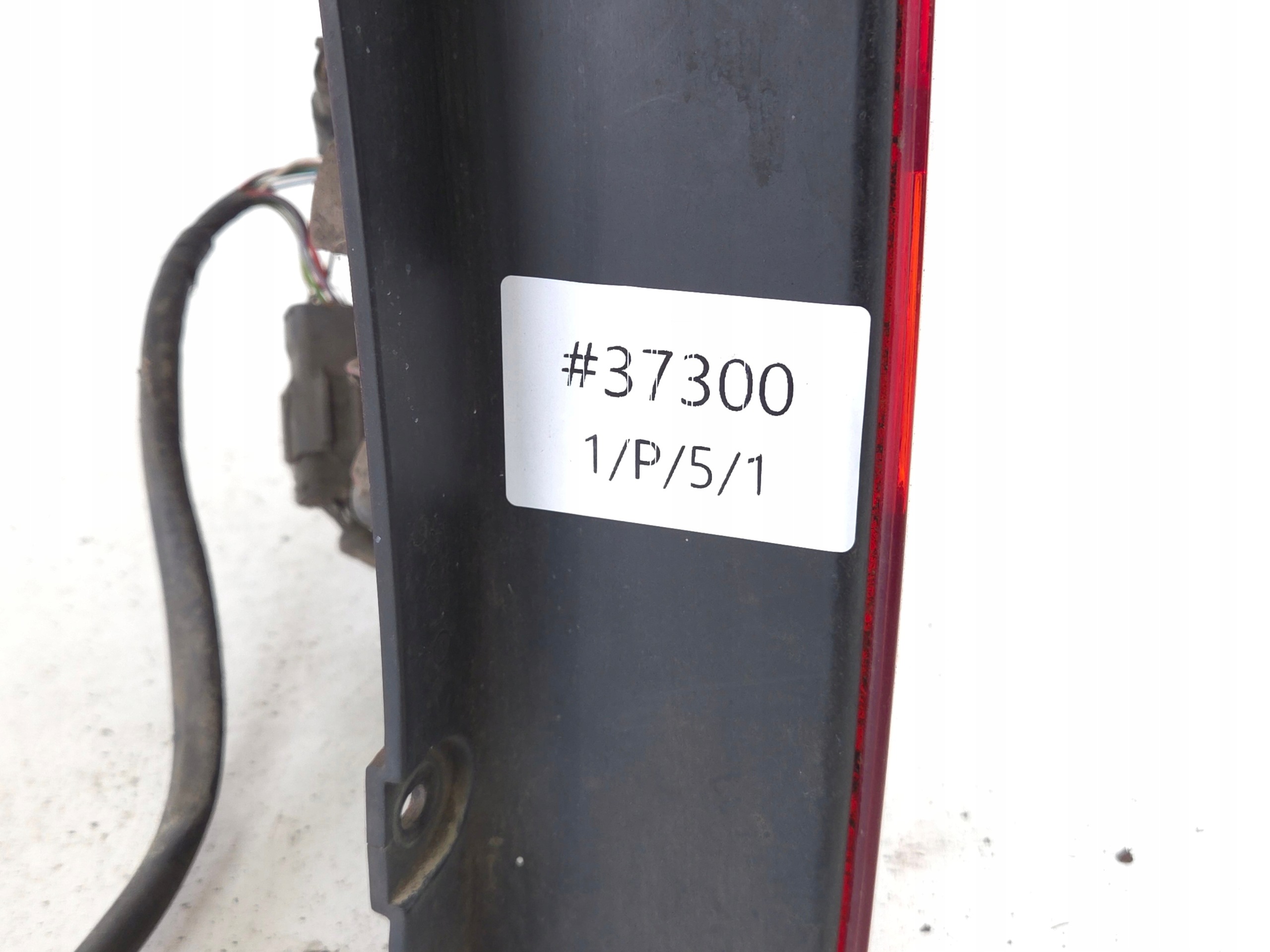 HYUNDAI TERRACAN LIFT light right rear part