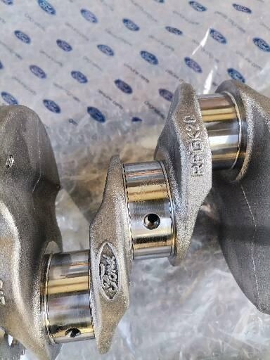 WAŁ KORBOWY FORD TRANSIT CUSTOM 2.0 ECOBLUE NOWY ORYGINALNY 2016rok=> Numer katalogowy części BCCC, BJFA, BKFA, BKFB, BKRA, BLFA, BLHA, BLRA, ECOBLUE, EURO 6, GK2QCA, GK2Q-CA, RFGK2Q-CA GP4LA, YLDA, YLF6, YMF6, YMFA, YMFB, YMFS, YNCA