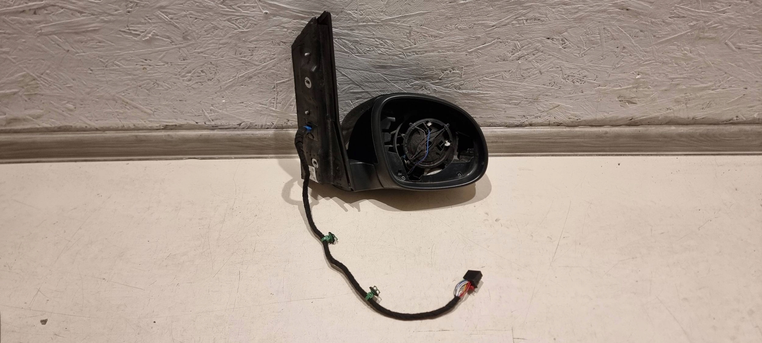 зеркало правое vw SHARAN 2 II 7N 13PIN