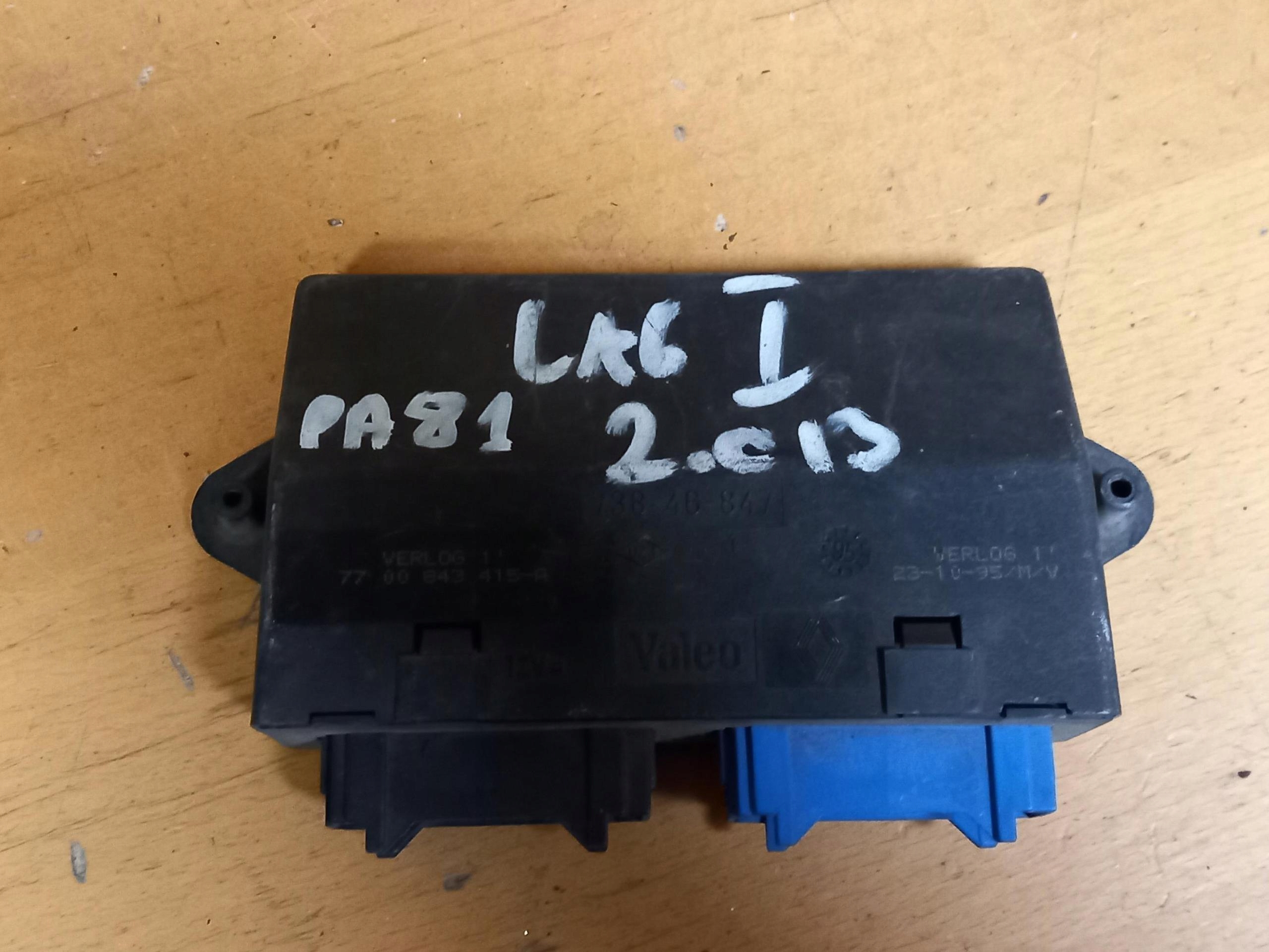 modulo Centralina luci RENAULT LAGUNA e 7700843415-A 93-01