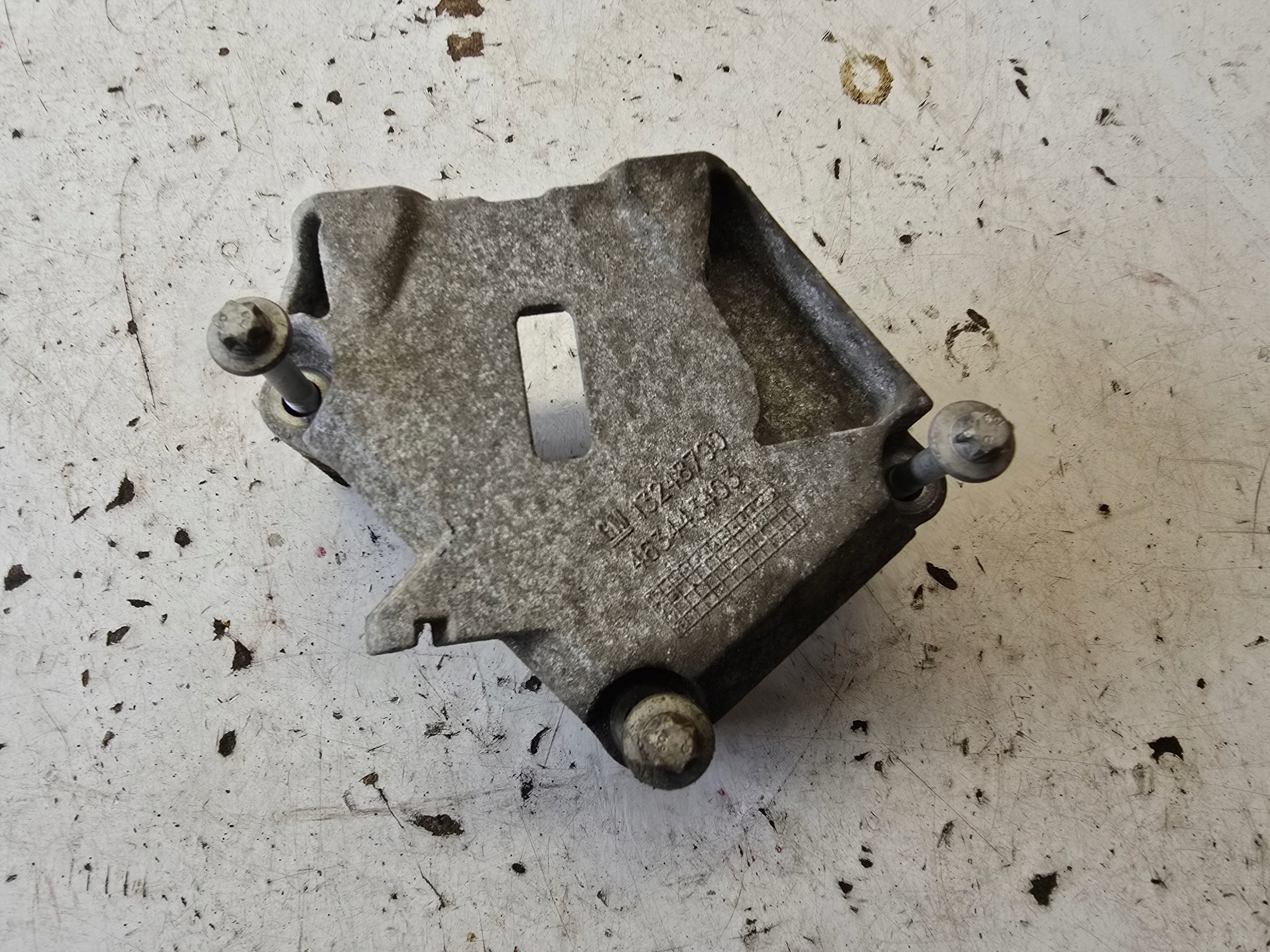 OPEL ADAM CORSA E Support Support plaque Moteur 1.2 1.4 ZE SRUBAMI 13248790