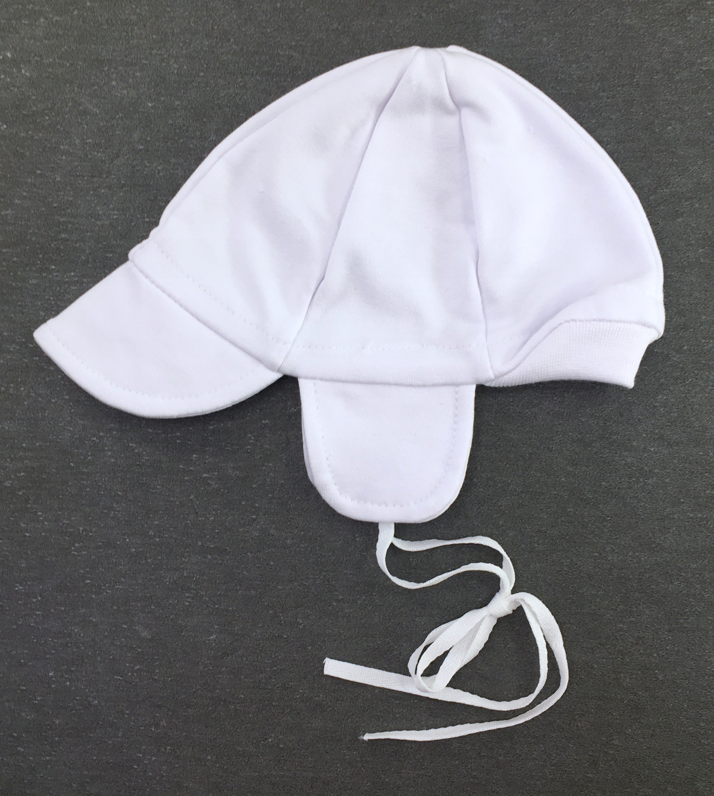 CZAPECZKA wiązana czapka z daszkiem 68 cm pilotka +4m jednowarstwowa EAN (GTIN) 5907555962850