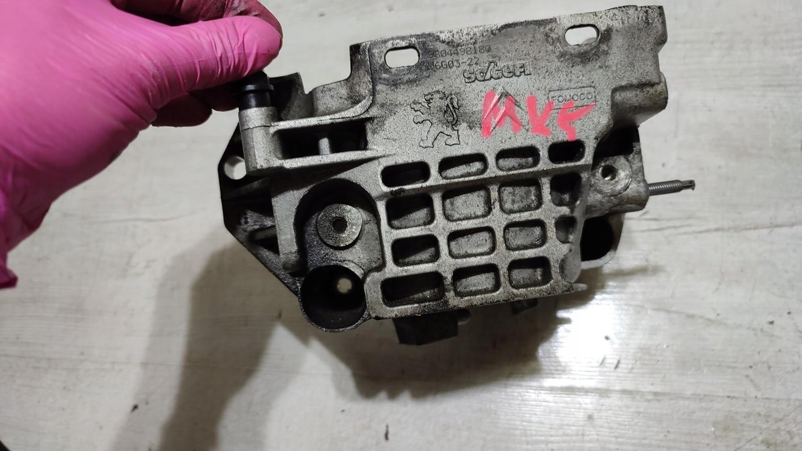 poklopač filtera goriva Ford Mondeo MK5