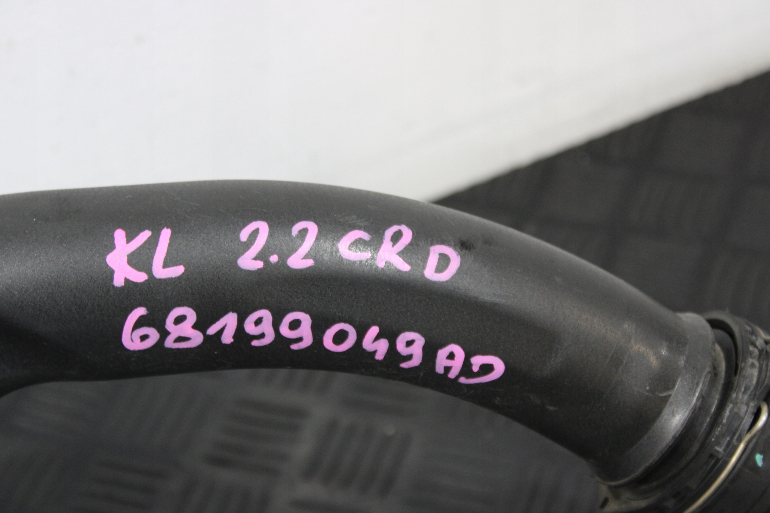 cijev prijenos interkulera 68199049A JEEP CHEROKEE V 5 KL