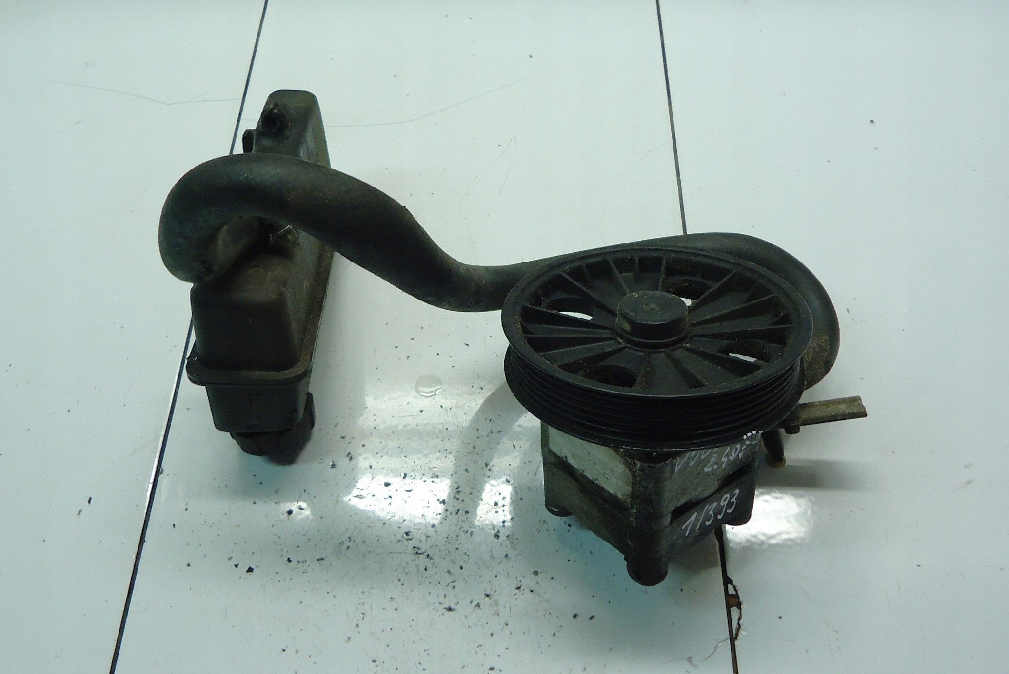 VOLVO S60 S80 XC90 2.4 D5 servo pump 31202936