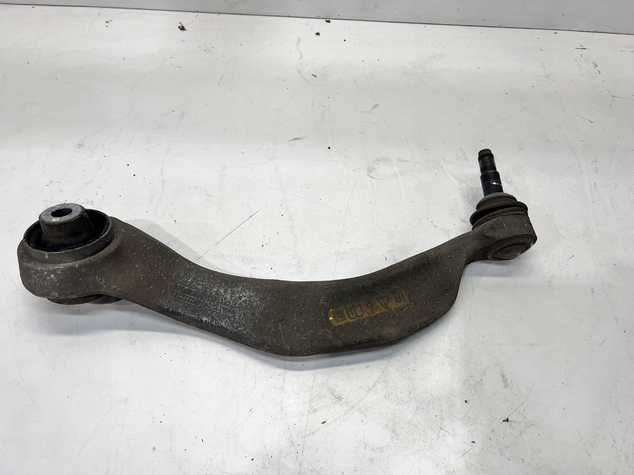 arm right front BMW F10 EN6092T6 36236