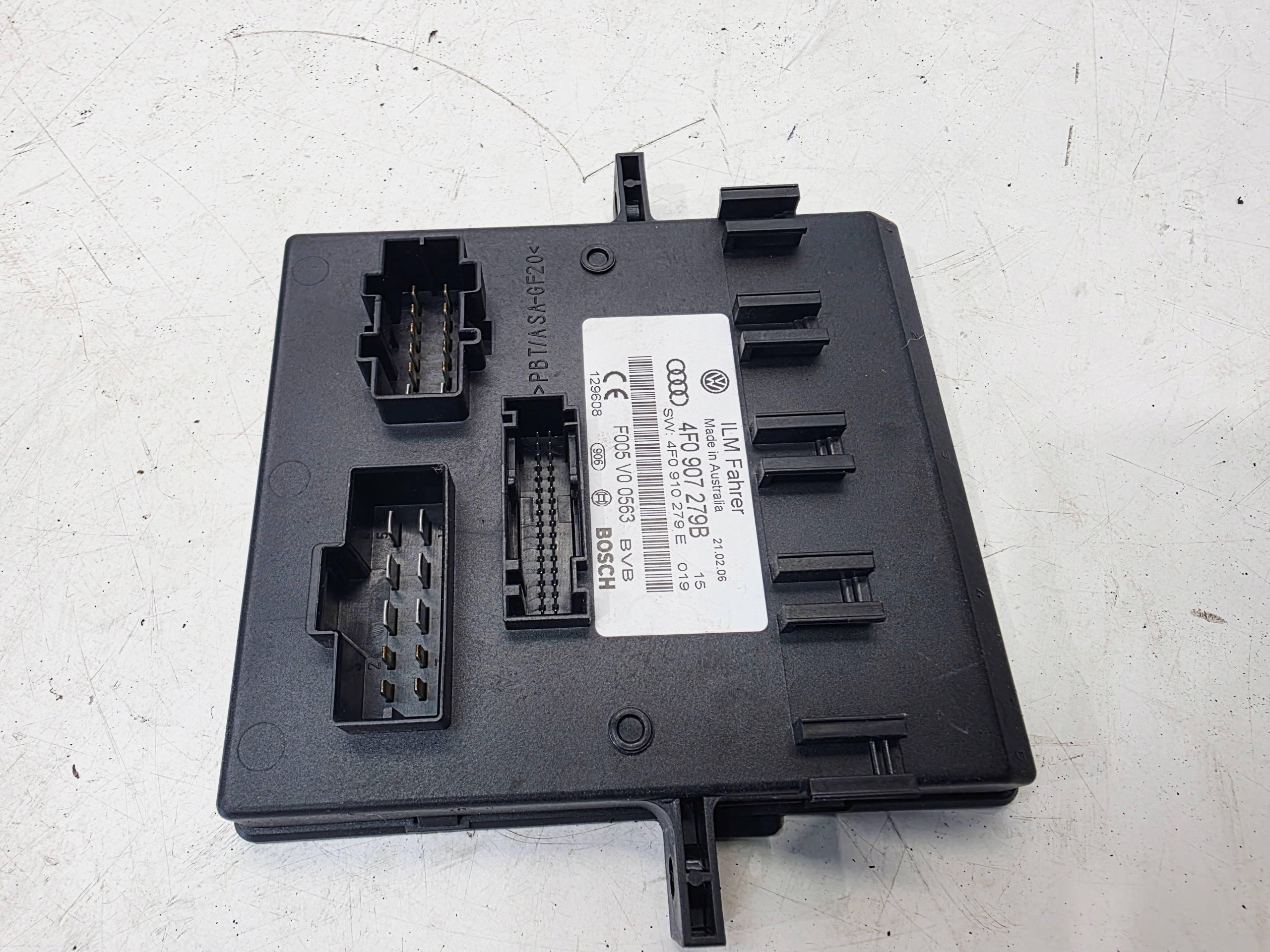 modulo Centralina luci ILM AUDI A6 C6 4F0907279B 4F0910279E