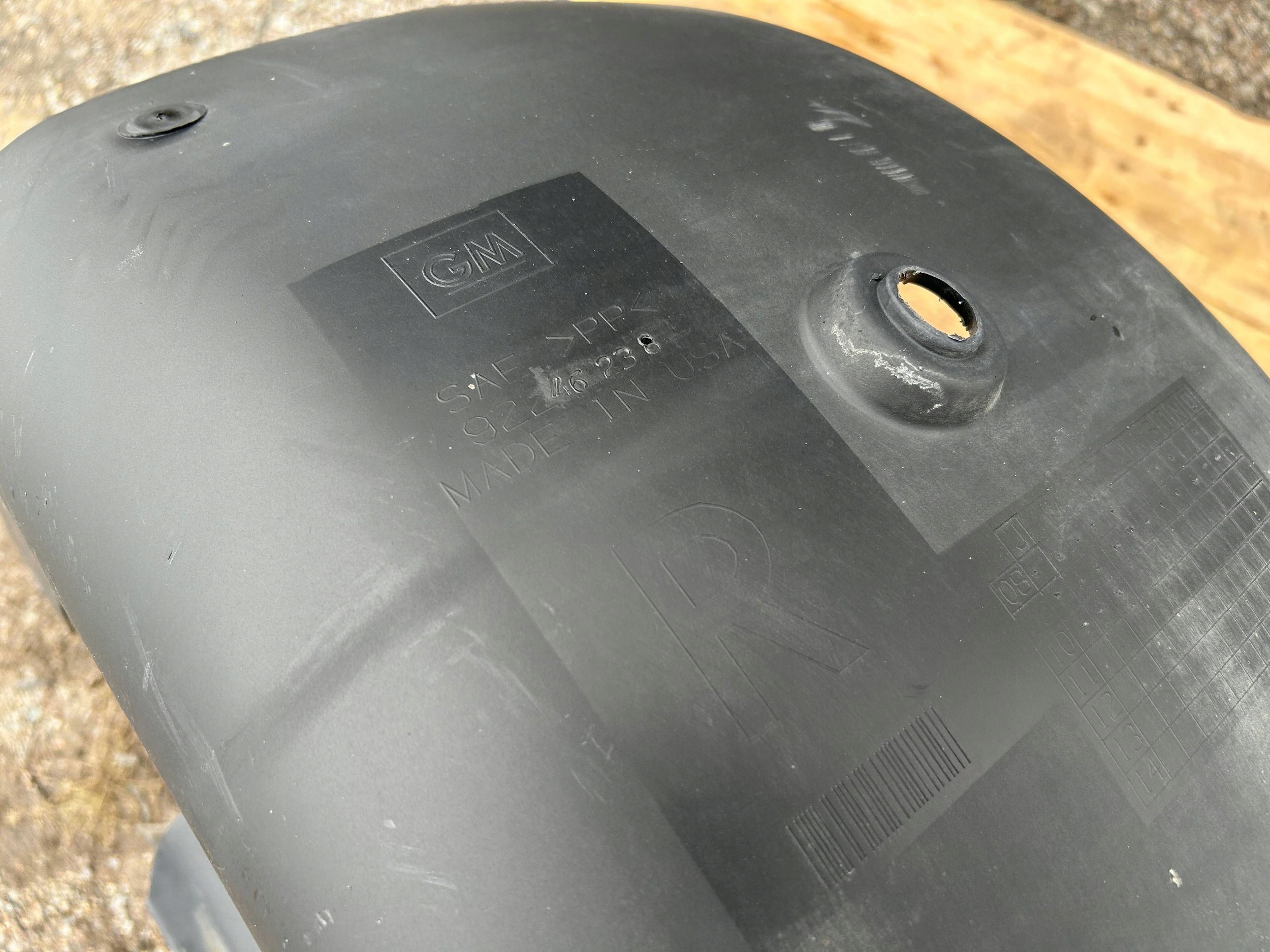 mudguard rear part rear. right original Chevrolet Camaro 2009-2013
