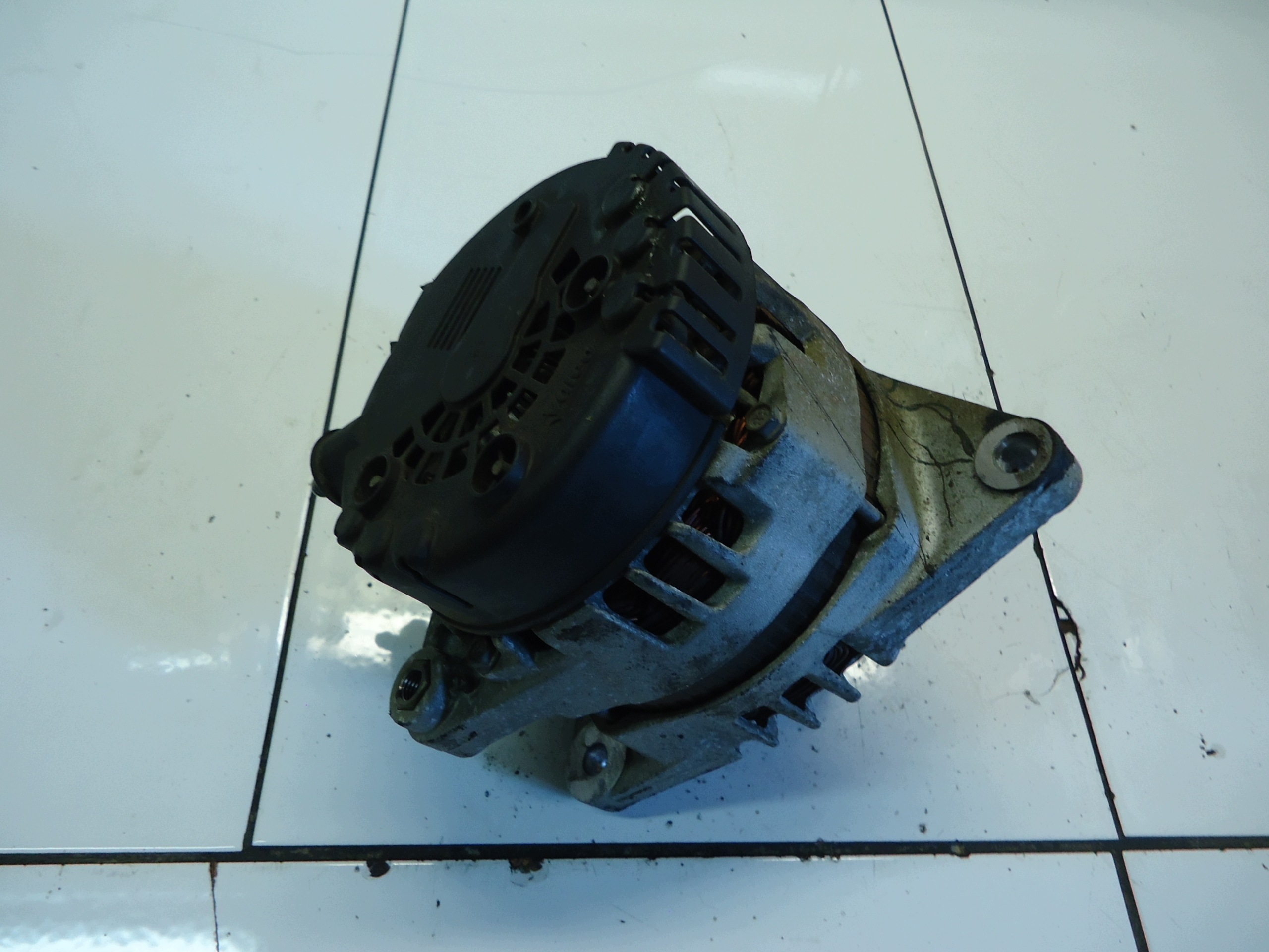 HYUNDAI I40 KIA 1.7 CRDI D4FD ALTERNATOR 37300-2A805