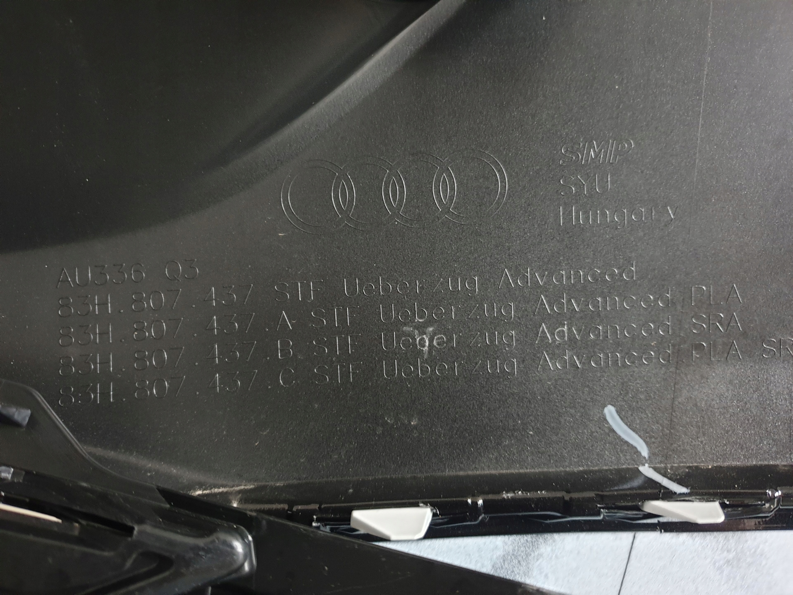 AUDI Q3 III 83H 25-> bumper front front 6 x PDC washers 83H807437