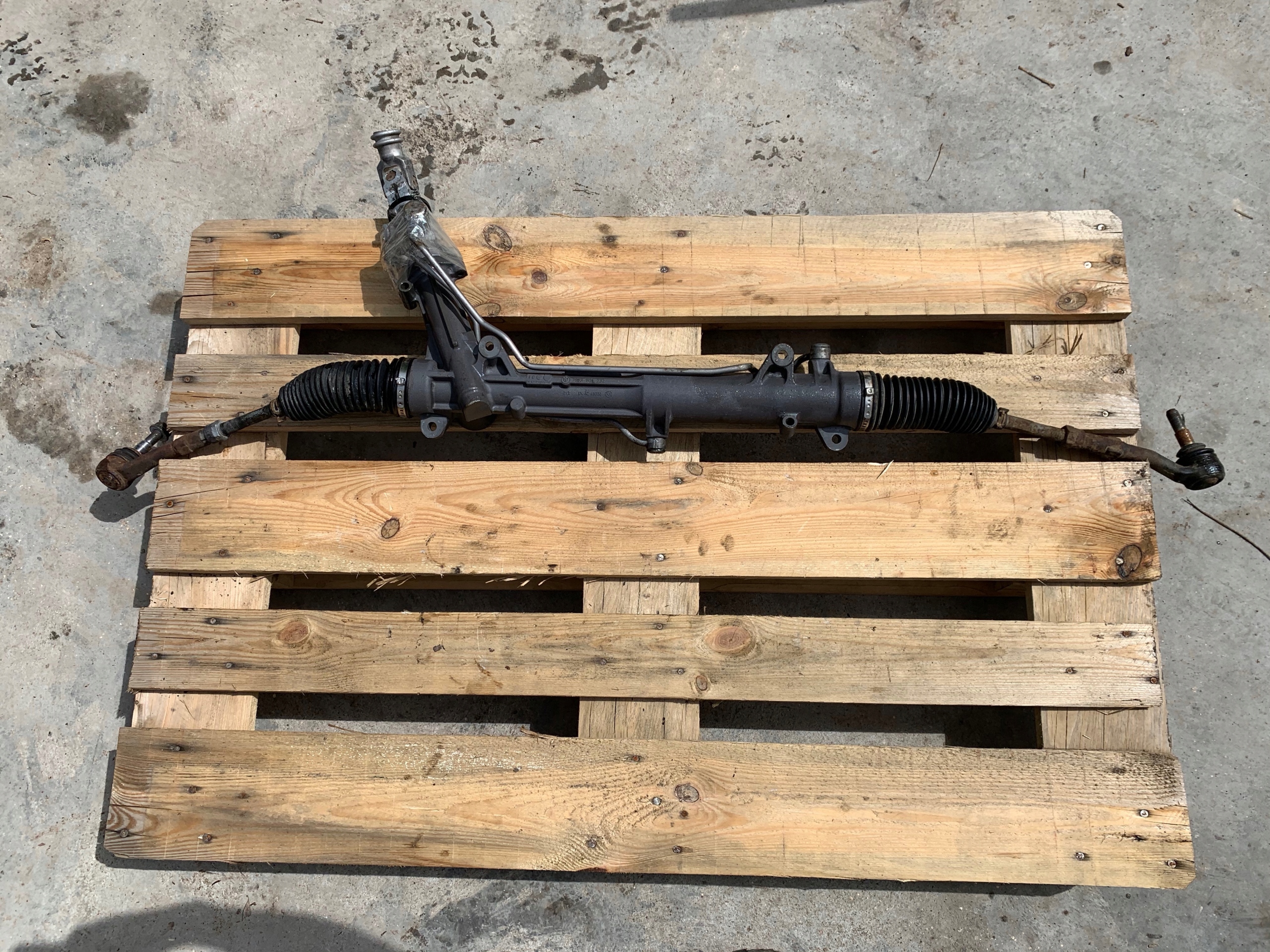 BMW E60 E61 E63 E64 магистраль ZF SERVO L2 6774352